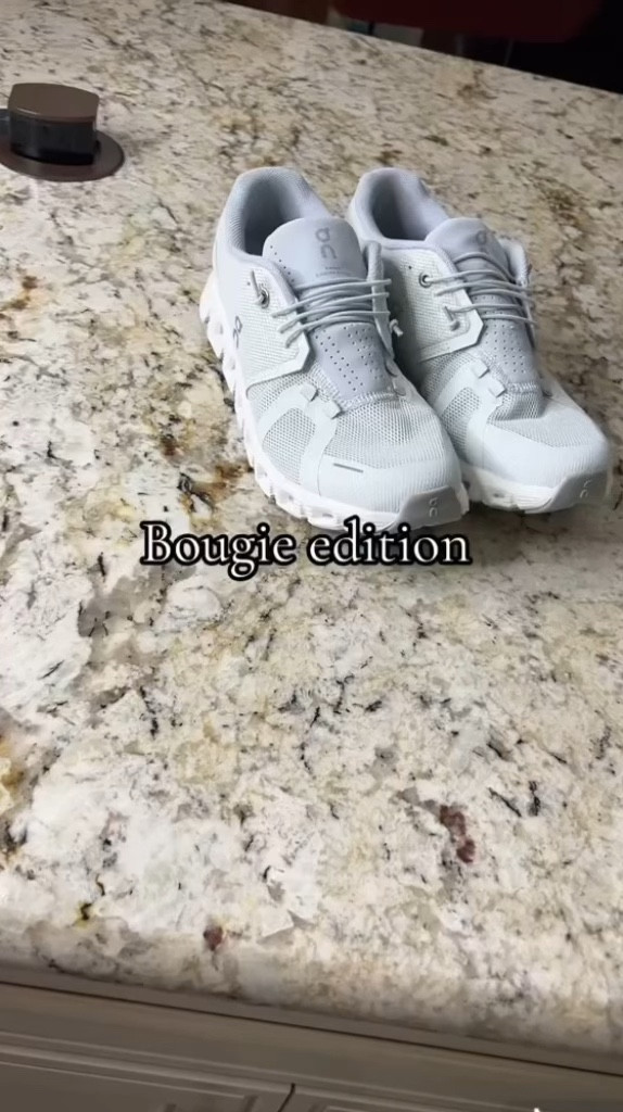 Love these sneakers!! So comfy 

#LTKVideo #LTKshoecrush #LTKActive