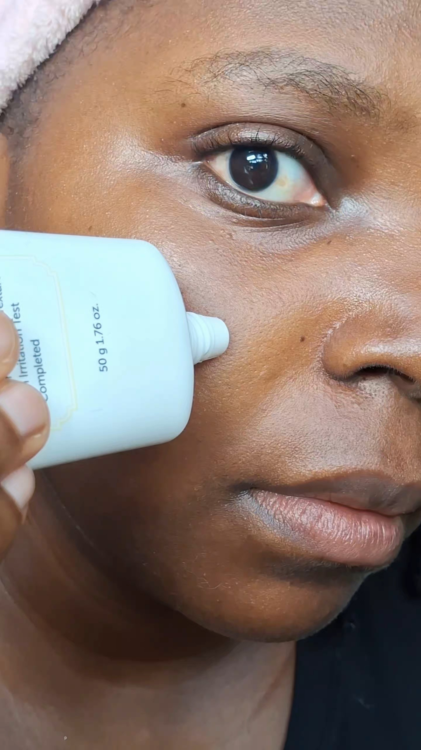 Klairs All Day Airy Sunscreen SPF 50+ PA++++🌞Has 3 types of root extracts to soothe and moisturize the skin 🌞Has a super lightweight texture that spreads and absorbs easily into my skin and has no whitecast on me also love it has a semi matte finish 🌞Love its sensitive skin friendly and works for all skin typesKorean skincare kbeauty 

#LTKMothersDay #LTKselfcare #LTKBeauty