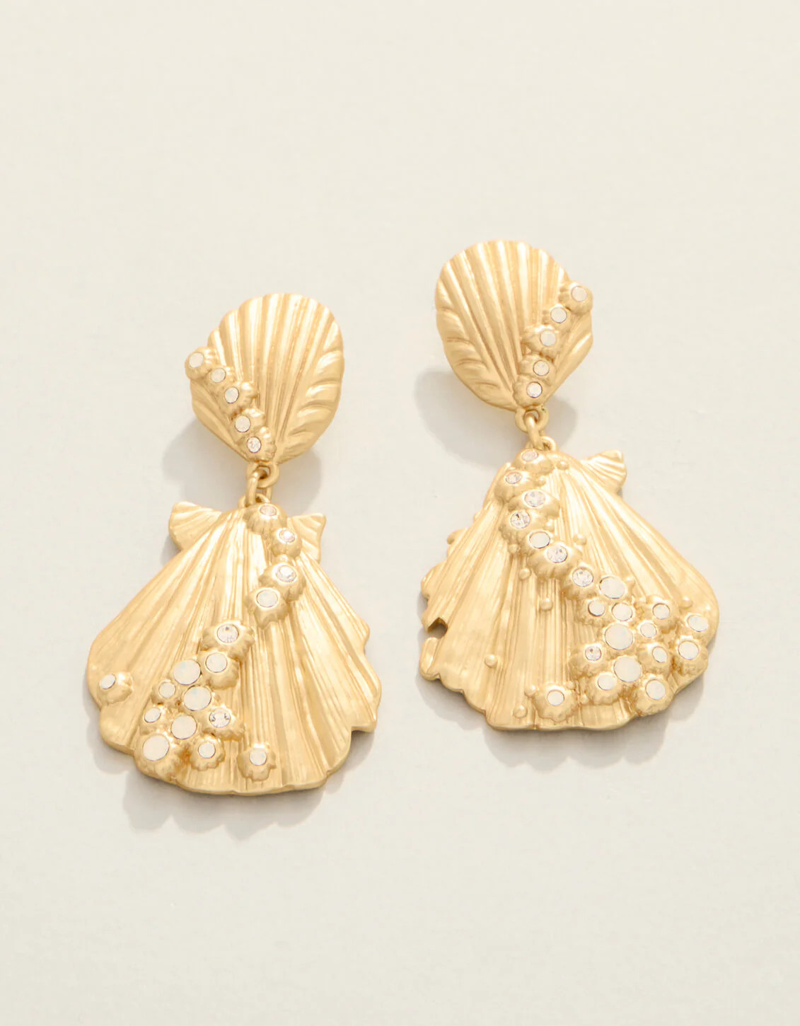 Scallop Shell Earrings White Opal | Spartina 449