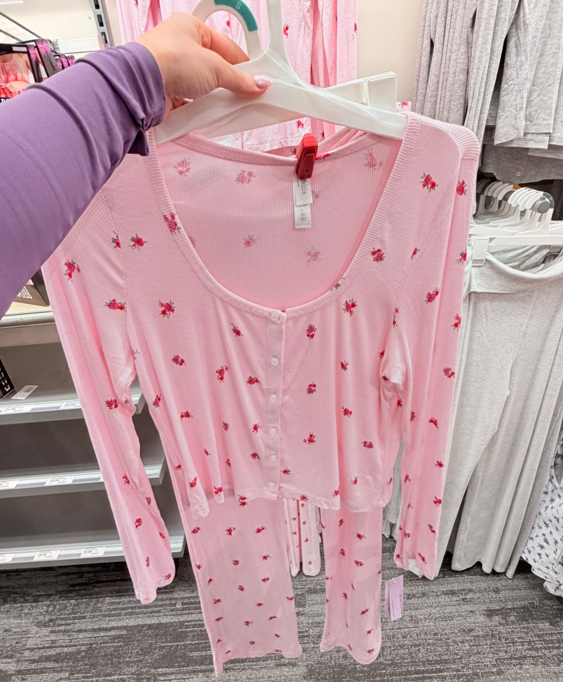 Super cute valentines pjs 🌹

#LTKPetite #LTKmomlife #LTKValentine