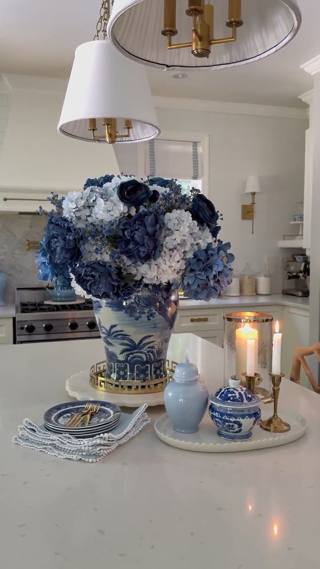 Our fall kitchen last year layered in gorgeous blues💙🩵