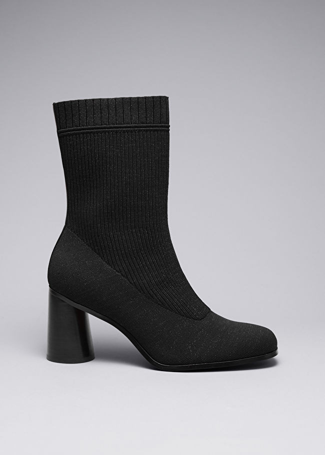Sockboots in Rippstrickoptik | & Other Stories (DE + FR)