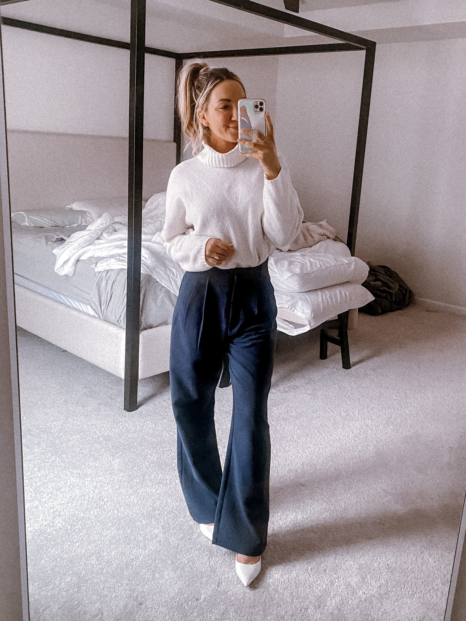 Workwear outfit! Wearing a 25 regular in the pants and a size small in the sweater for an oversized fit. Heels run TTS

Abercrombie. Sam Edelman  

#LTKfindsunder100 #LTKstyletip #LTKworkwear