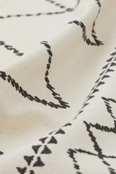 Patterned Cotton Tablecloth | H&M (US + CA)
