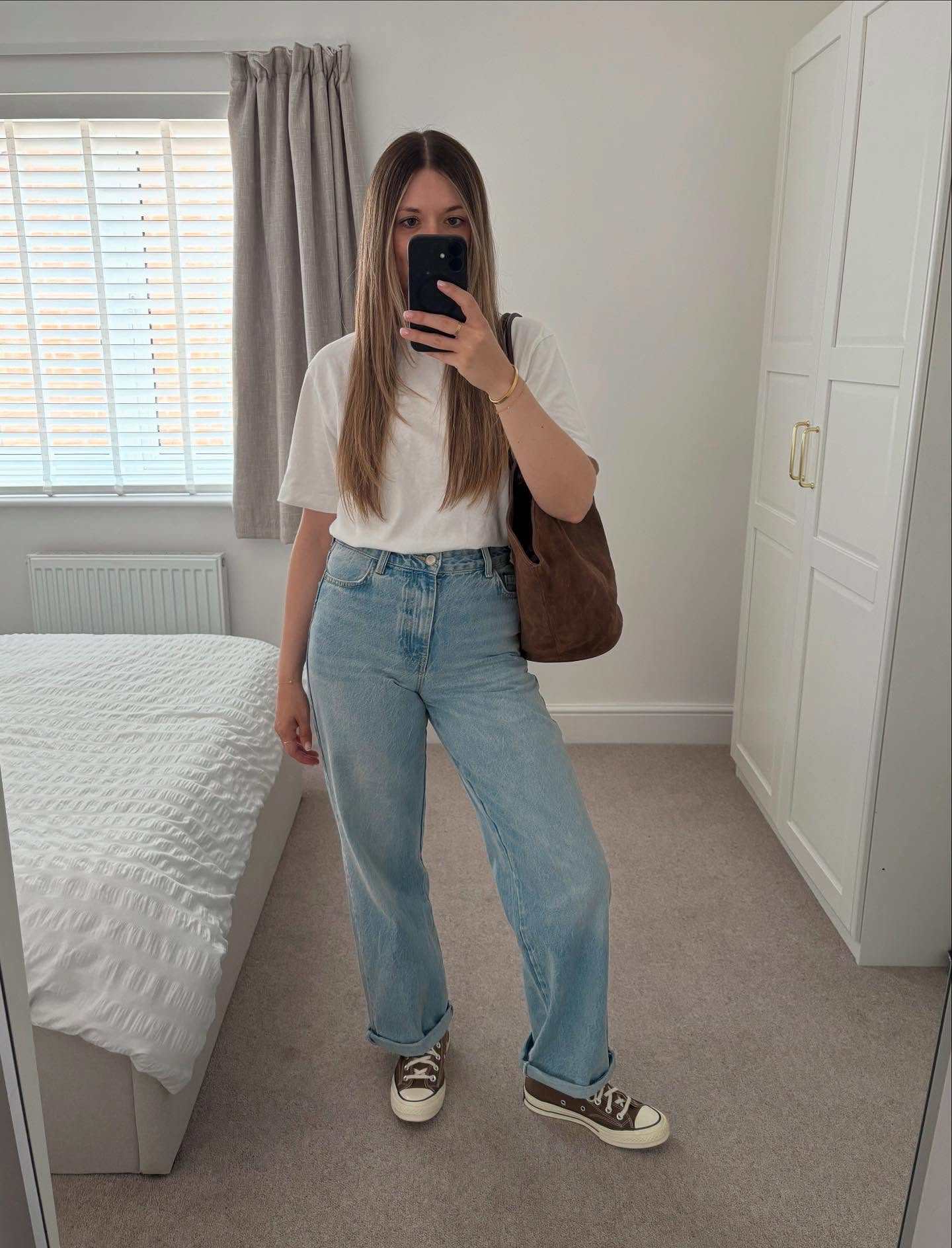 Ways I’m wearing my baggy jeans 👉🏼

I love wearing these jeans with t-shirts, linen shirts, sandals and trainers for casual sunny days. They also look cool with a pair of heeled sandals for dressier occasions, 



#LTKstyletip #LTKuk #LTKsummer