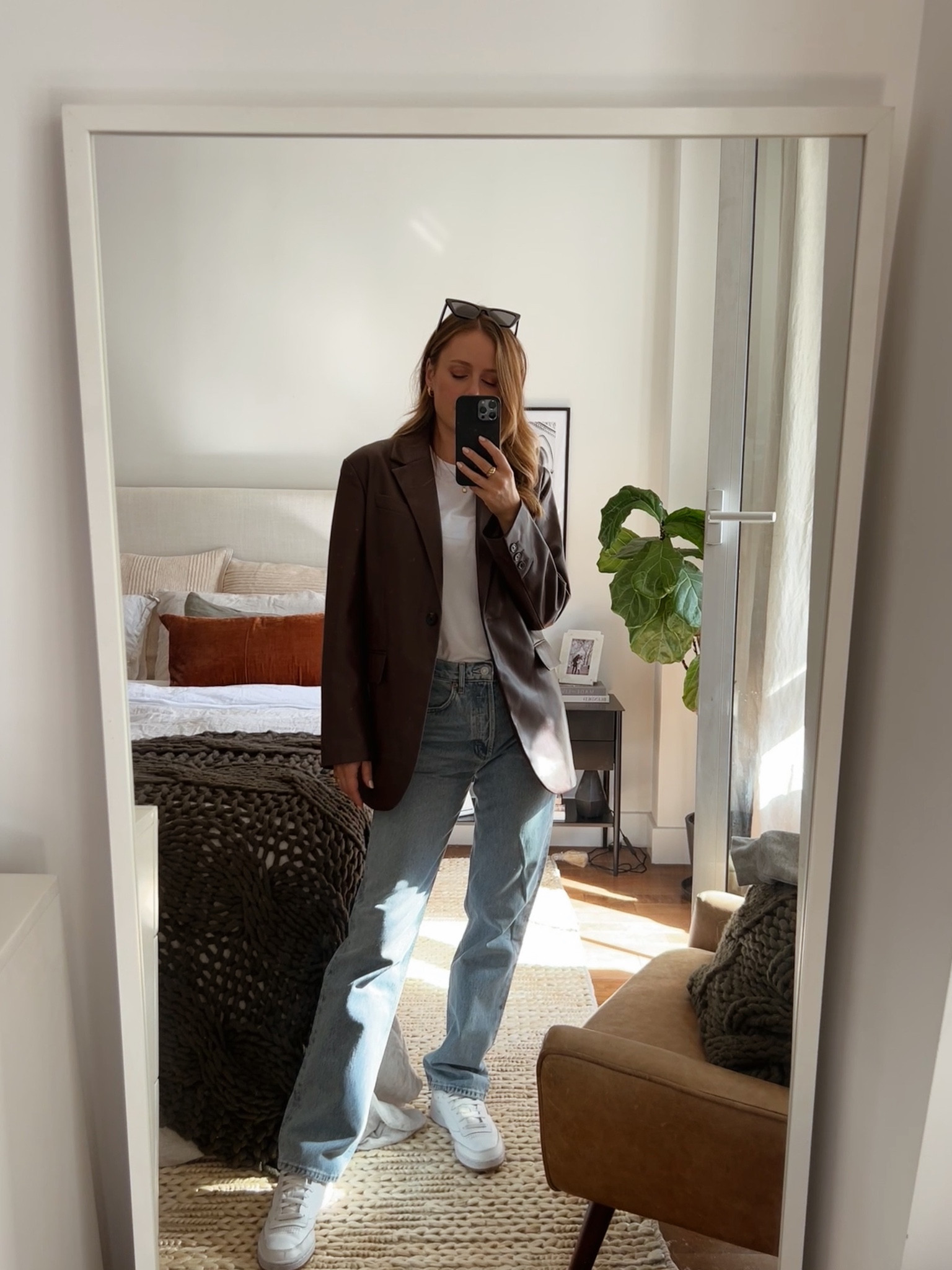 Agolde mid rise baggy jeans 

#LTKSeasonal #LTKstyletip