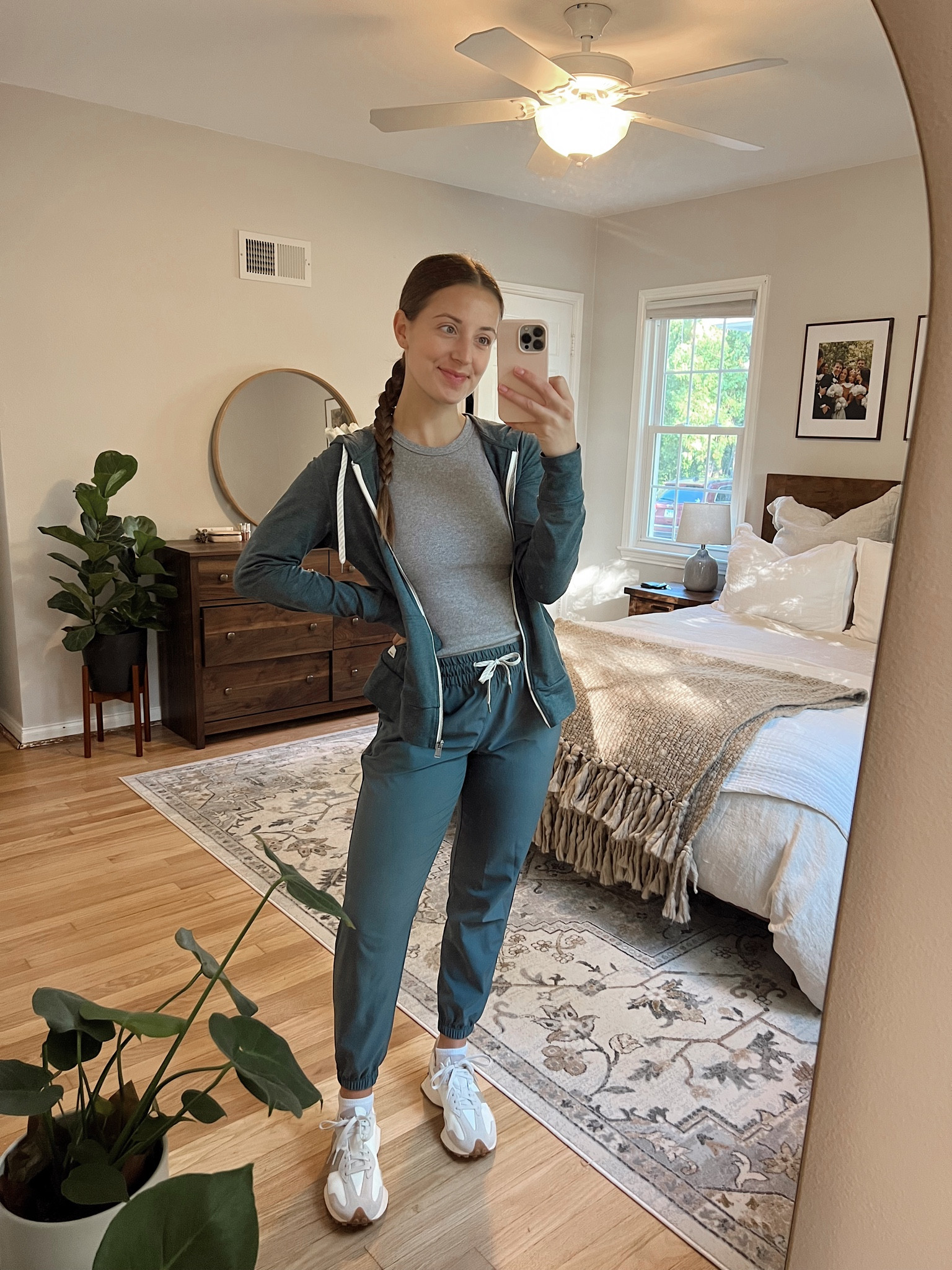 love this matching set from vuori! it is a fall staple in my wardrobe & great for travel! wearing size S! 
#traveloutfit #falloutfit #athleisure #hocsummer

#LTKtravel #LTKfindsunder100 #LTKfitness