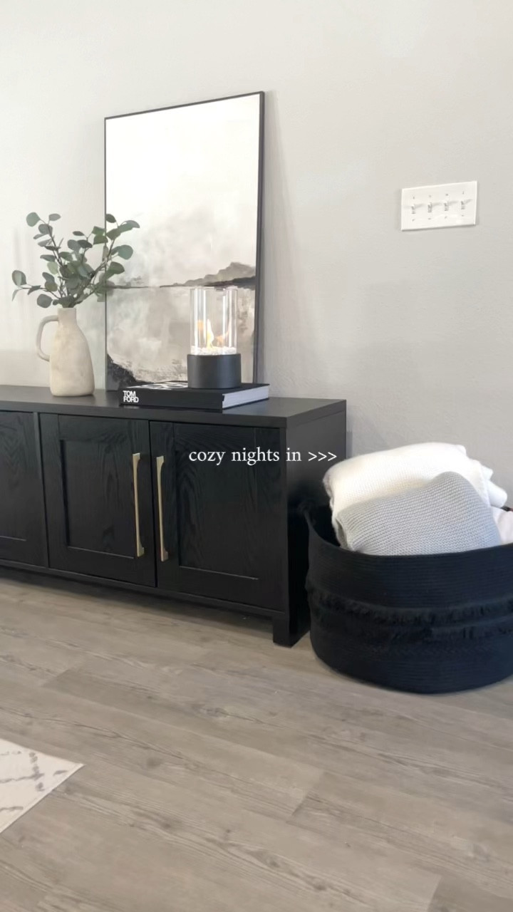 cozy nights in>>> 


#modernhomedecor #homedecor
#livingroom #modernhome #firepit 

#LTKHome #LTKSeasonal #LTKHoliday