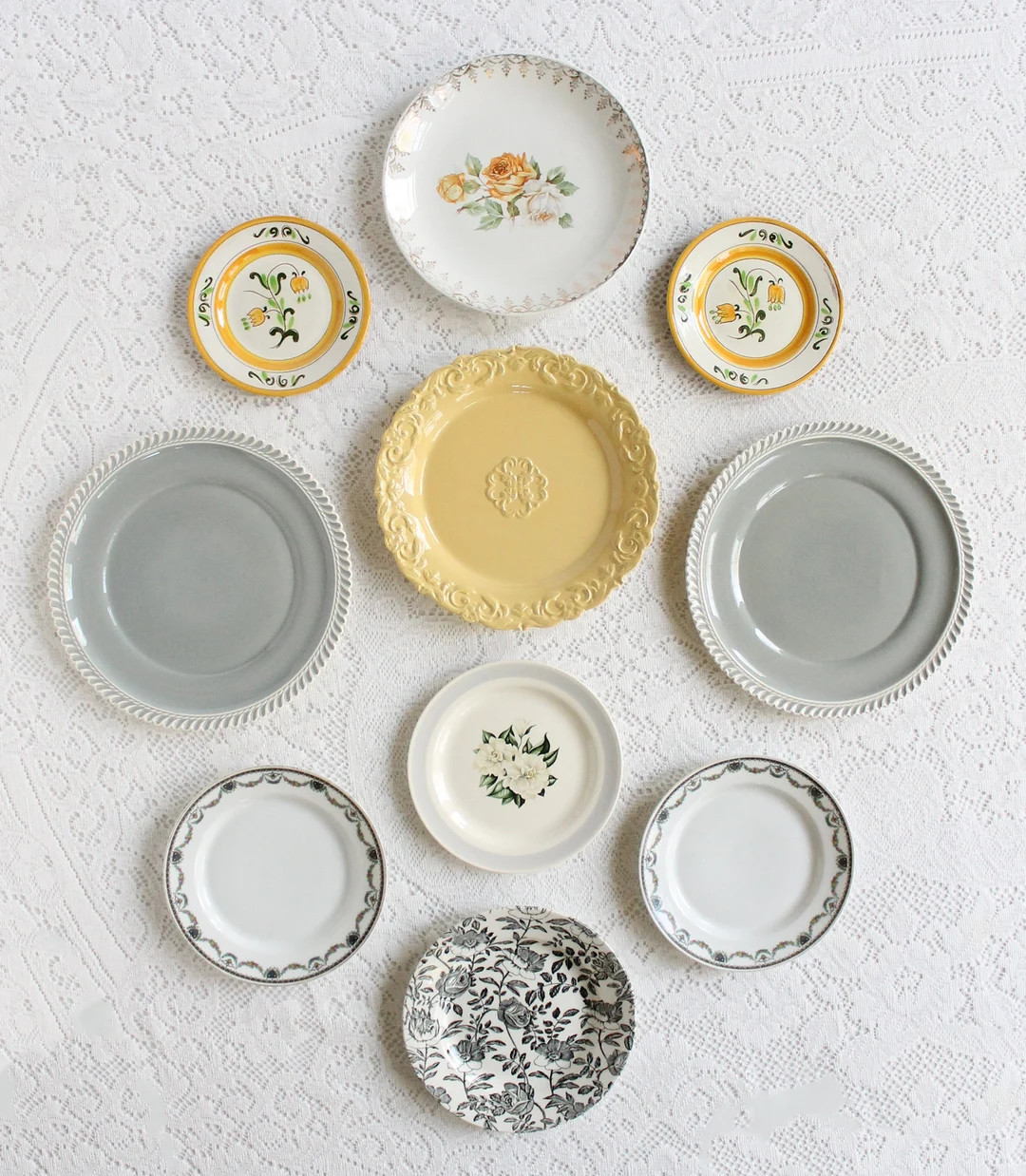 Set of Mismatched Vintage Plates, Vintage Plate Gallery Wall Collection, China Plate Display, Yel... | Etsy ROW