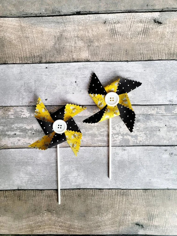 Busy Bee Pinwheels Fabric Pinwheels Set of 2 Pinwheels Bee | Etsy | Etsy (US)