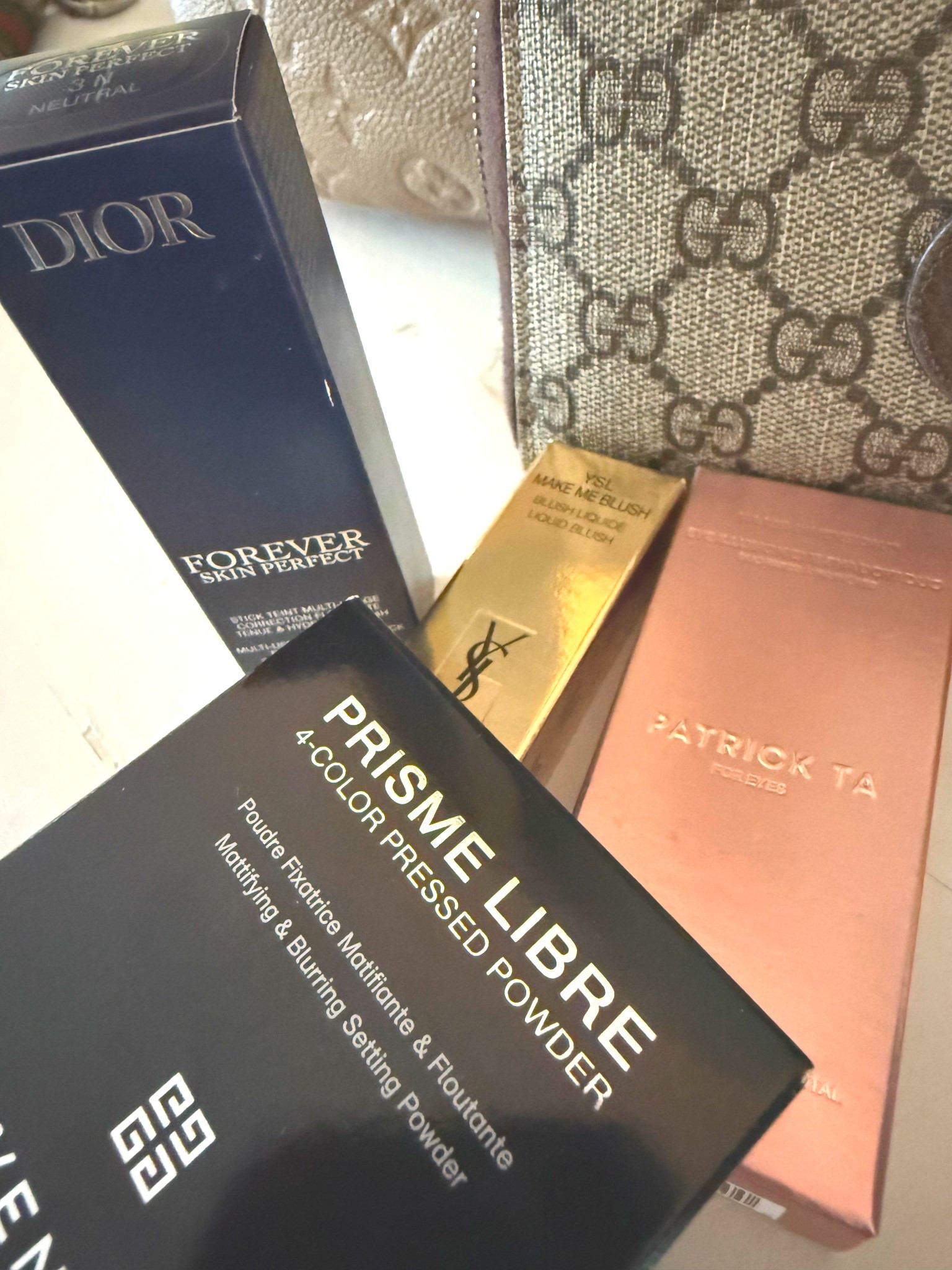 What is in my makeup bag. Sephora Sale items arriving!!! Some of my favorites!! So many of these are repurchases. The Givenchy is a new buy but 90% of these are my tried and true over and over. 

I can’t live without: 
Charlotte Tilbury Setting Powder
OS loose powder 
OS setting spray 
Lancôme mascara and primer 
Buxom lip gloss 
Patrick Ta everything 
It cosmetics CC cream 
Hourglass concealer 
Charlotte Tilbury KKW lipstick
Buxom Lipliner
Charlotte Tilbury Exagger-eyes 

sooo so many Favs


#LTKBeauty