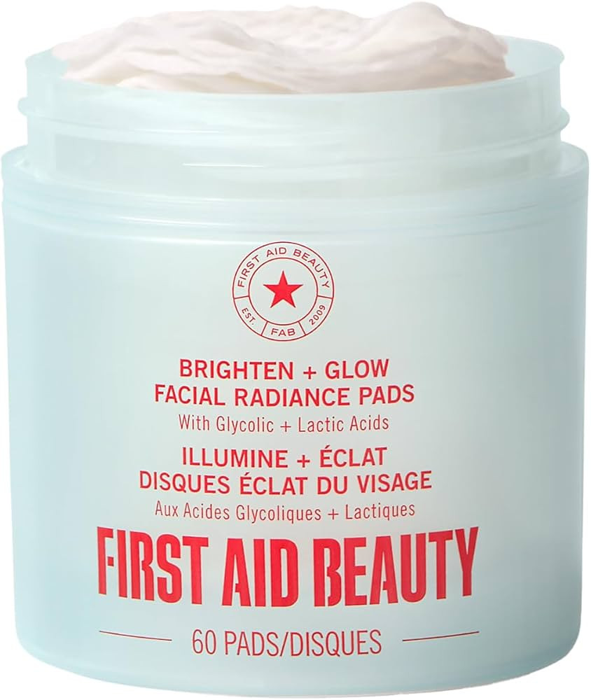 First Aid Beauty - Facial Radiance Pads with Glycolic & Lactic Acids, Daily Exfoliating Pads with... | Amazon (US)