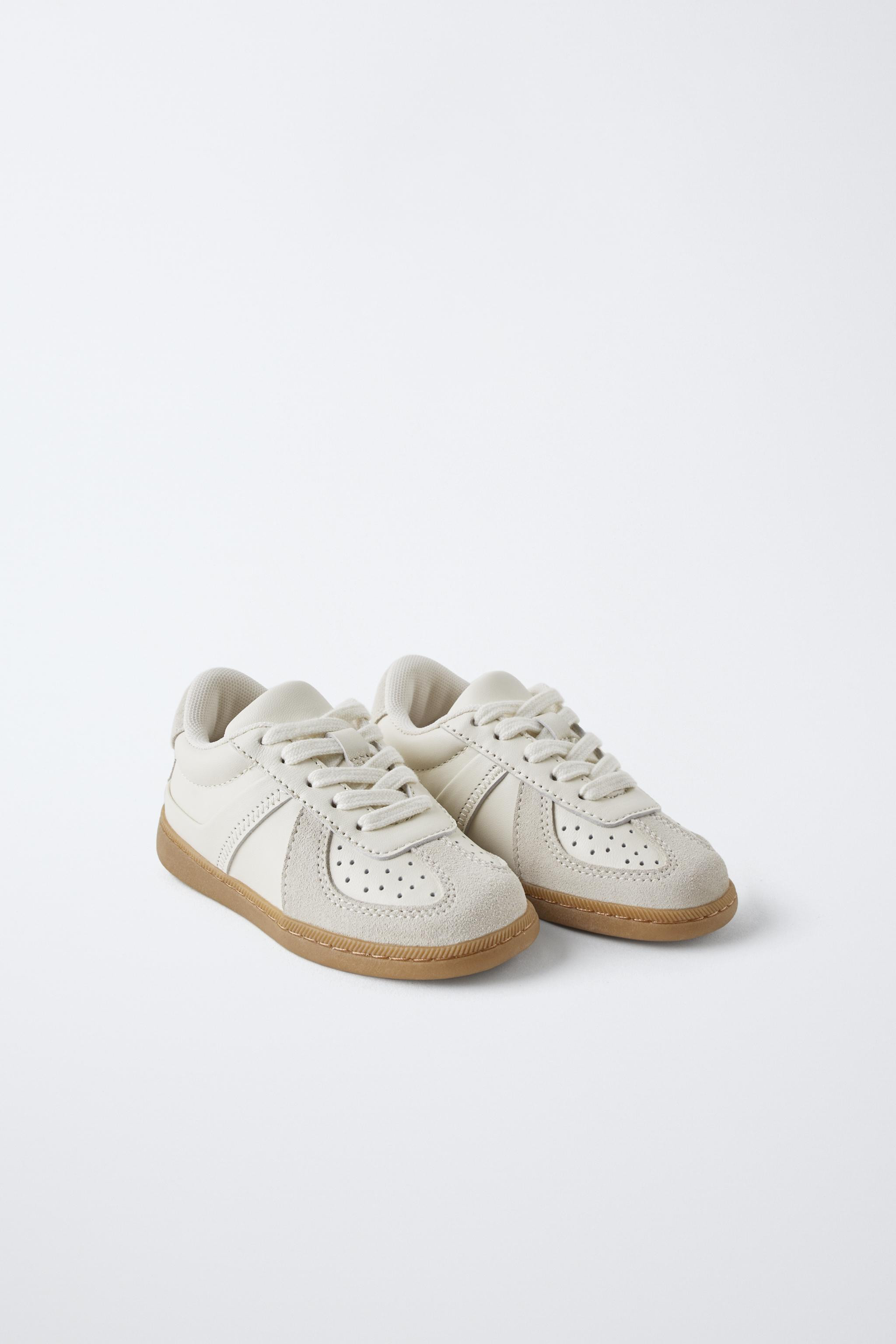 Sneaker-style shoe, 68% sheepskin leather and 32% cowhide leather. Adjustable lace closure. Flexi... | Zara US