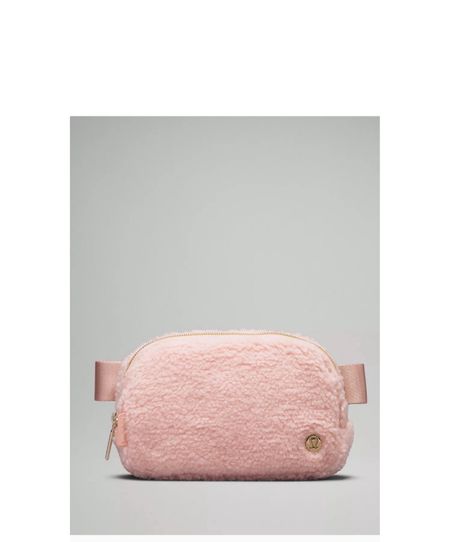 Pink belt bag 


#LTKstyletip #LTKSeasonal #LTKfindsunder50