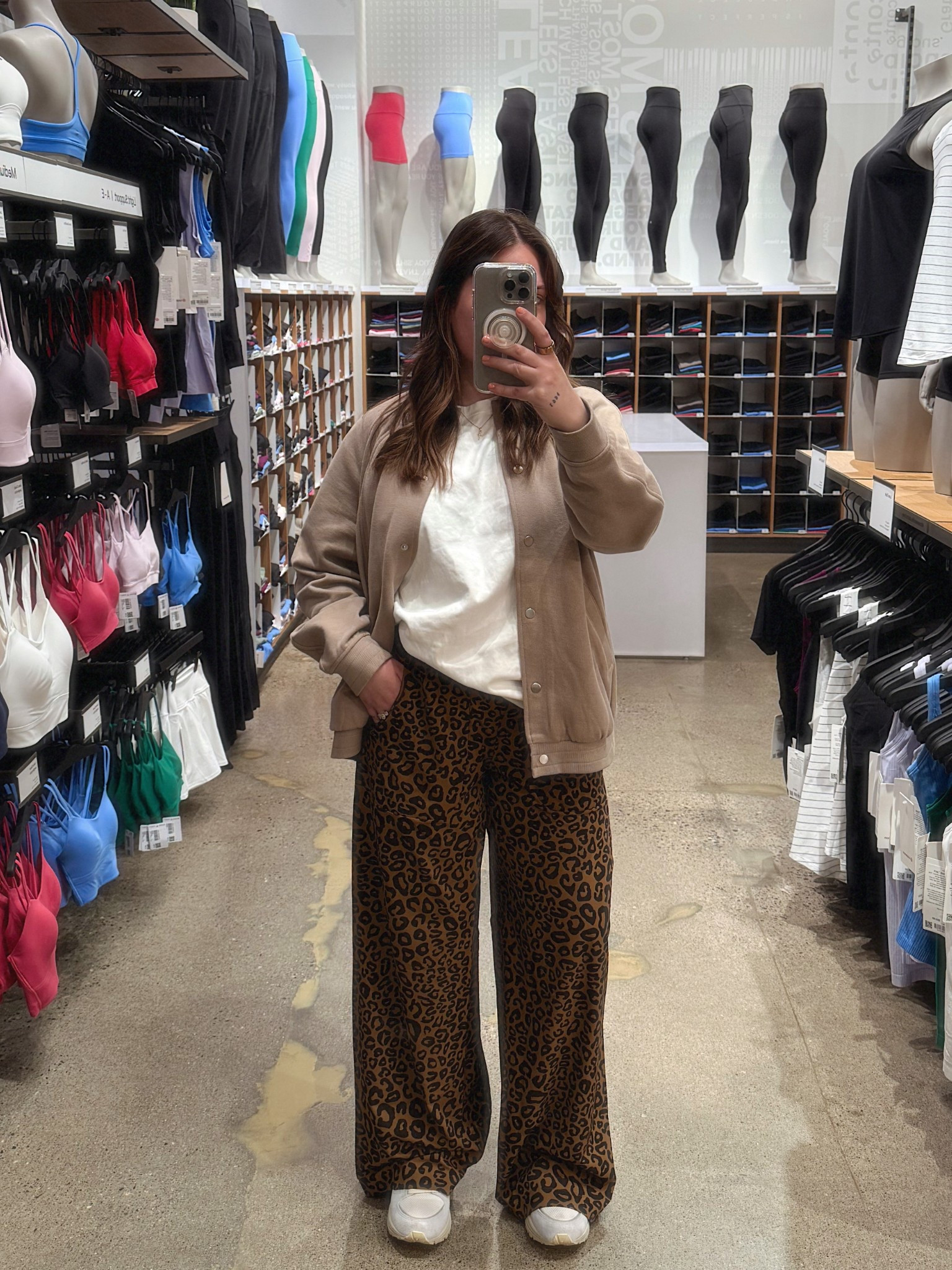 jacket: medium/largee
tshirt: medium
pants: 10
shoes: 8US


#LTKstyletip #LTKcanada #LTKsummer