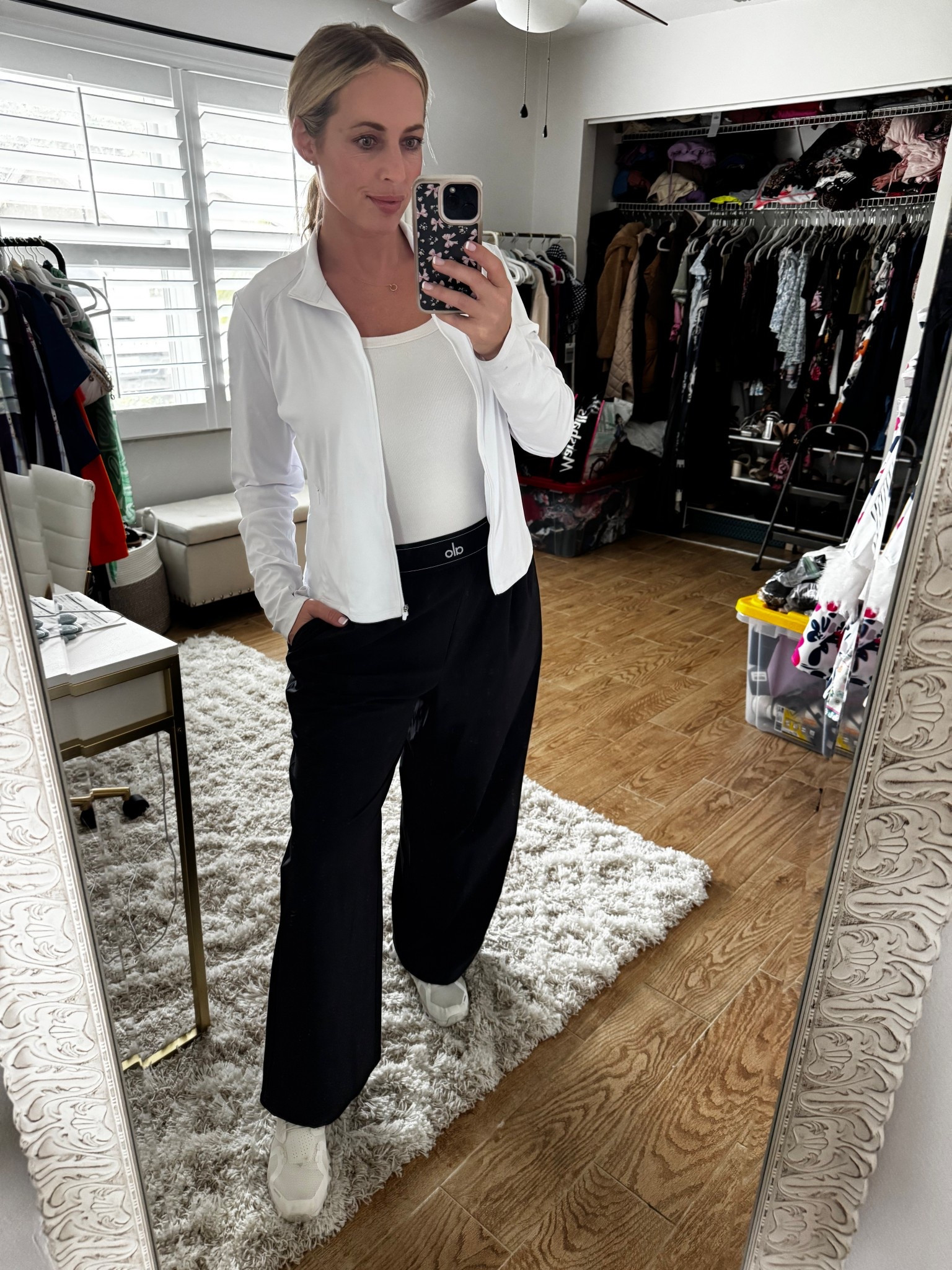 Casual outfit 

#LTKFindsUnder50 #LTKActive #LTKootd