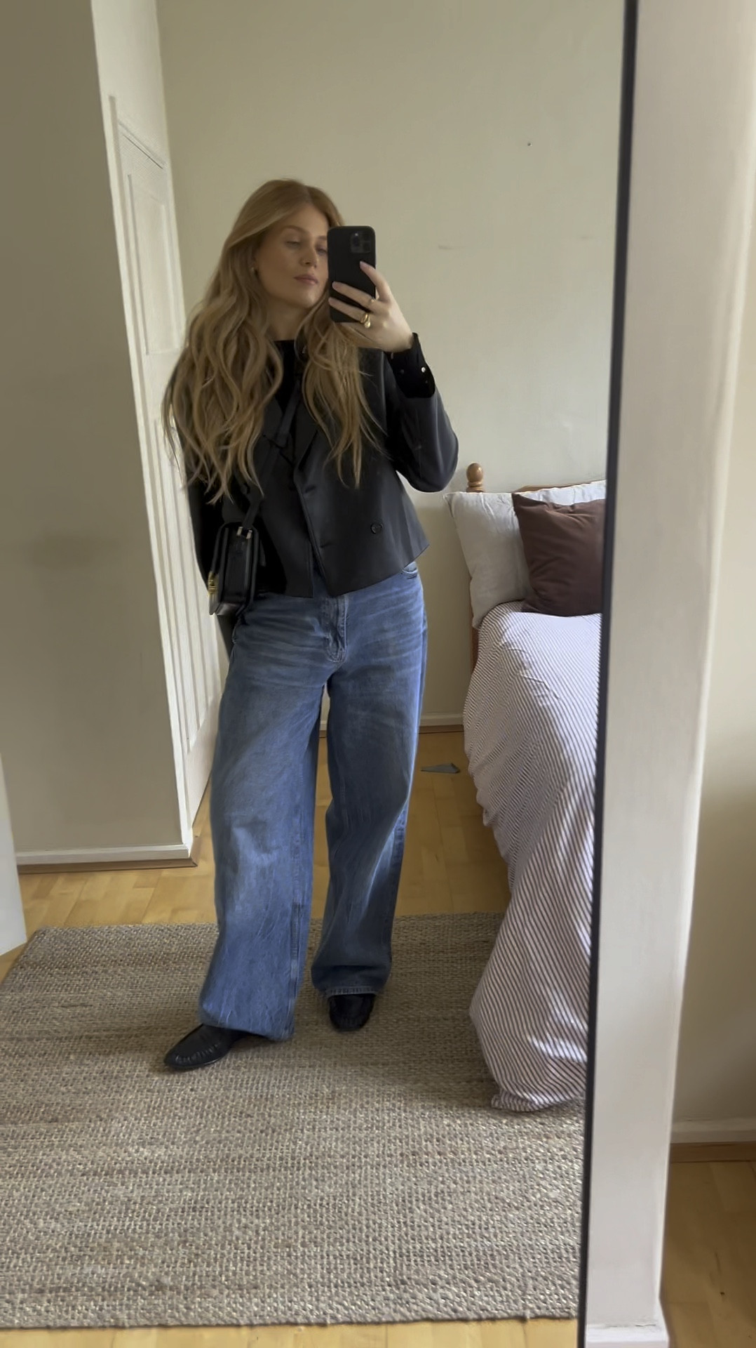 Leather jacket ootd

Jacket is - Forecast 

#LTKbag #LTKshoes #LTKstyletip