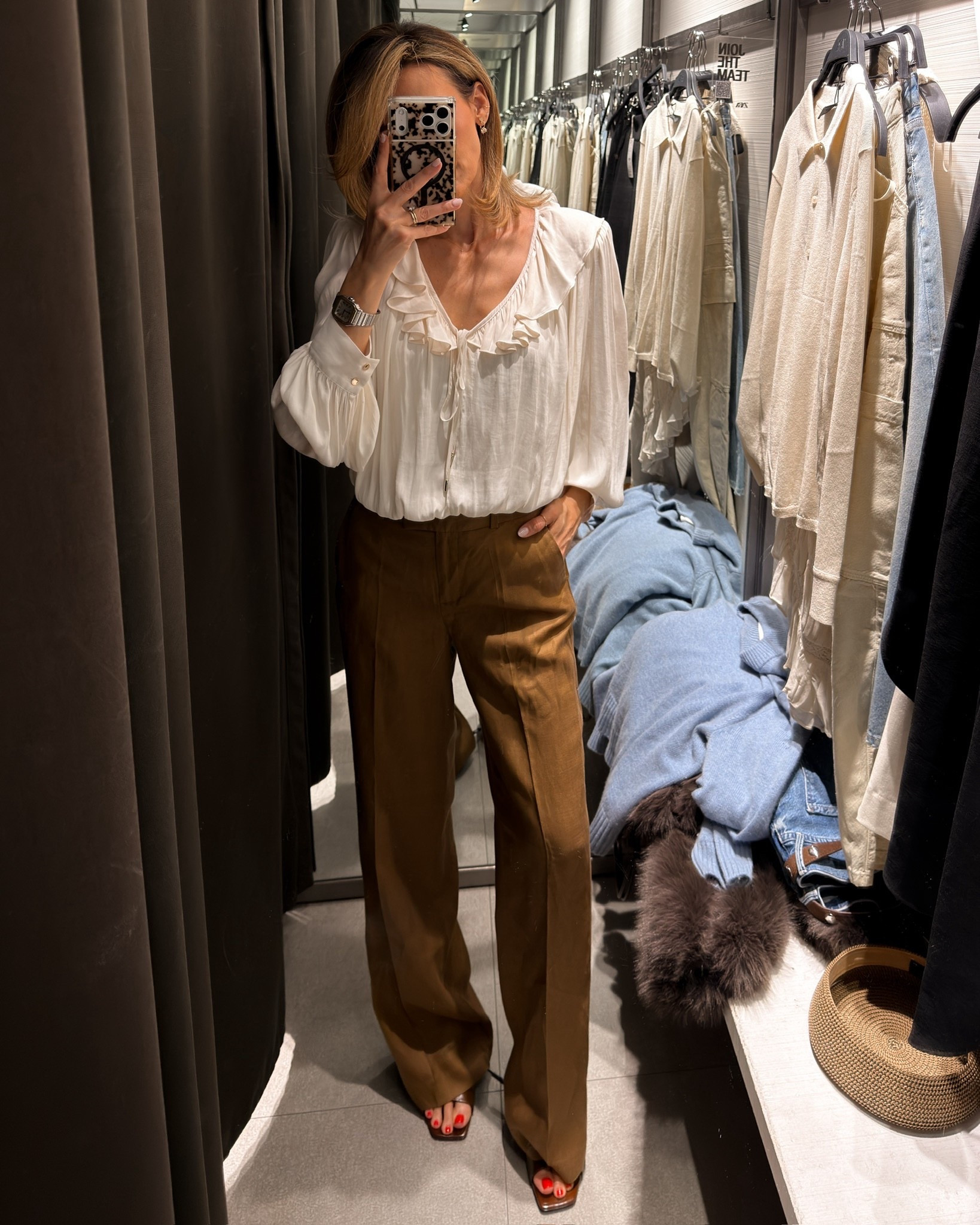 @Zara I love these linen pants paired with this feminine blouse that feels designer. The subtle shoulder pads add just the right amount of structure to the flow!

#LTKOver40 #LTKgrwm #LTKootd