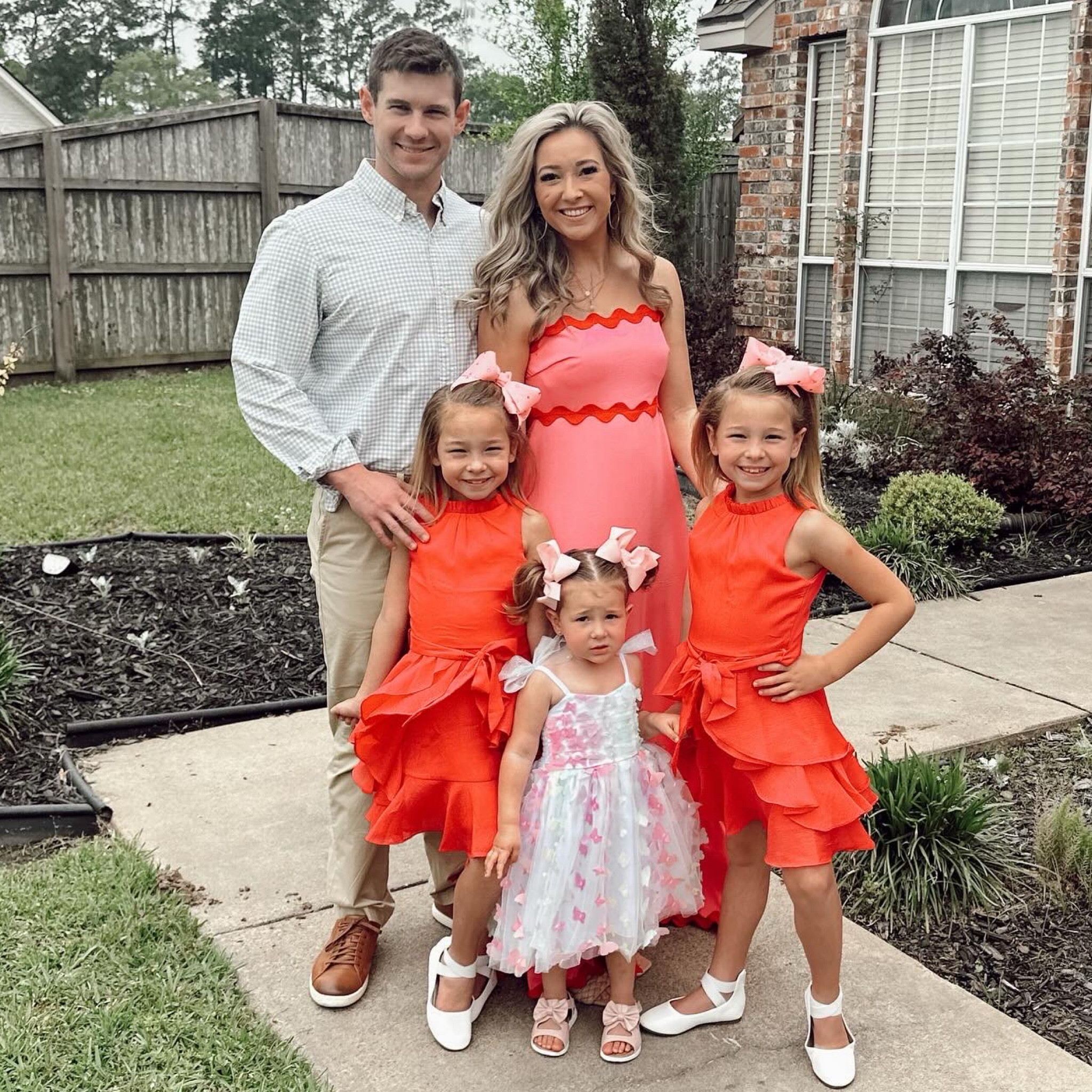 Family Easter pictures! All of our outfits are linked😍 


#LTKmens #LTKkids #LTKfamily