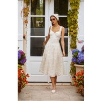 ASTR the Label | Caerwyn Eyelet Embroidery Sweetheart Midi Dress in Cream | Size XL | ASTR The Label (US)