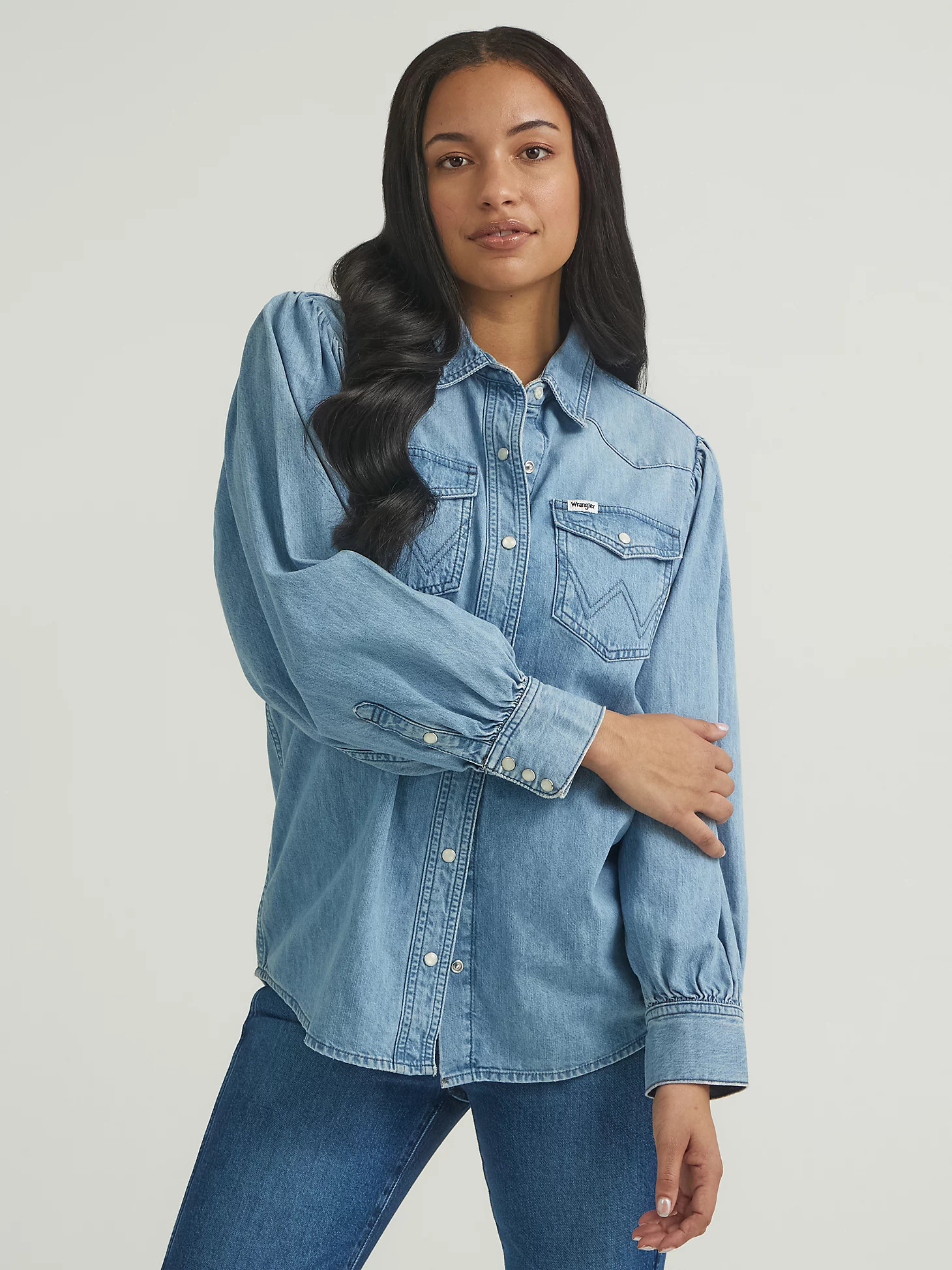 Women's Balloon Sleeve Denim Shirt in Scarecrow Blue | Wrangler