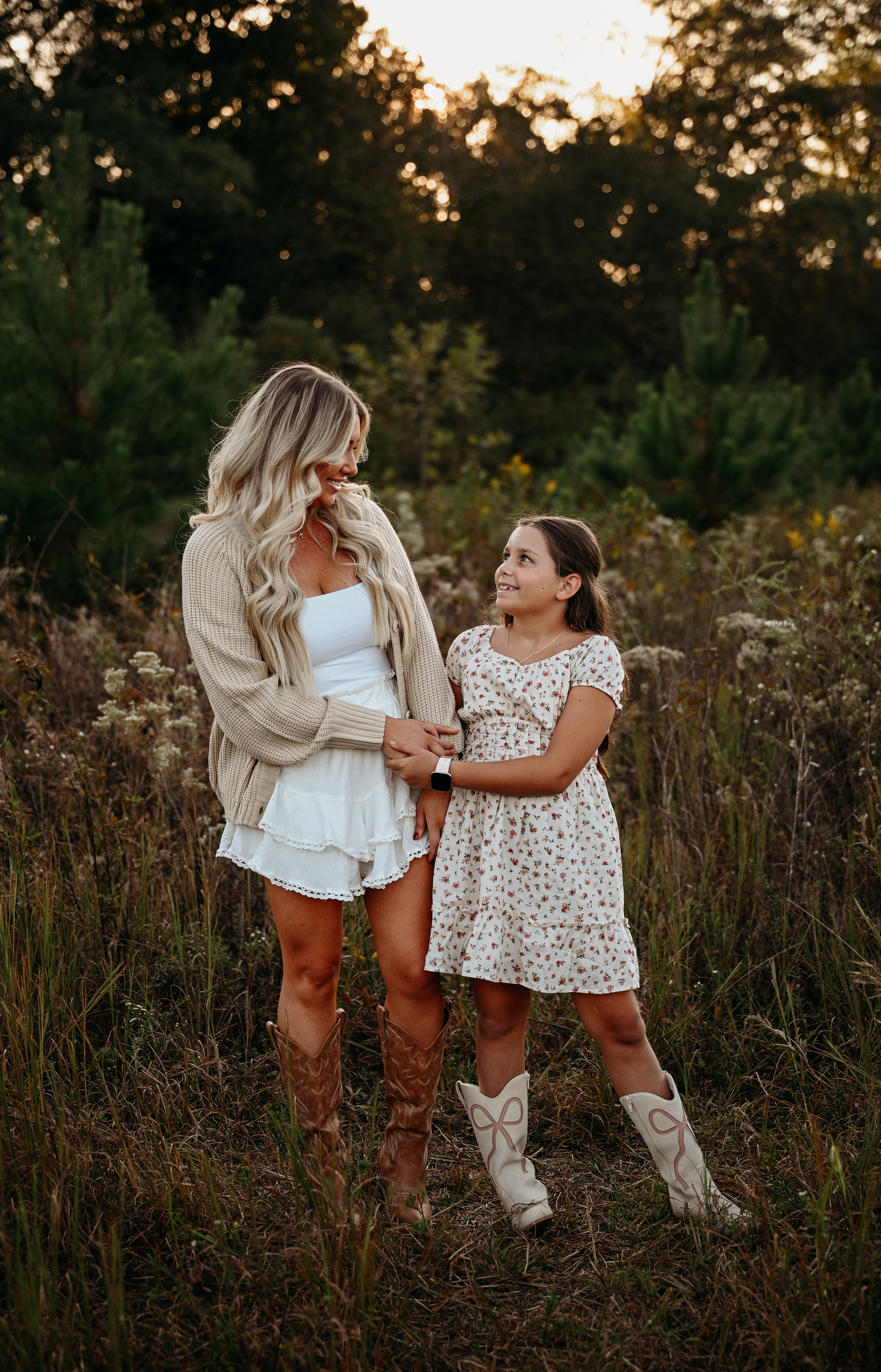 Amazon look for family photos 🤍 simple, neutral, and so good. #amazonfashion #amazonfinds #ootdinspo #ltkitstyle 

 #LTKFindsUnder50 #LTKFindsUnder100