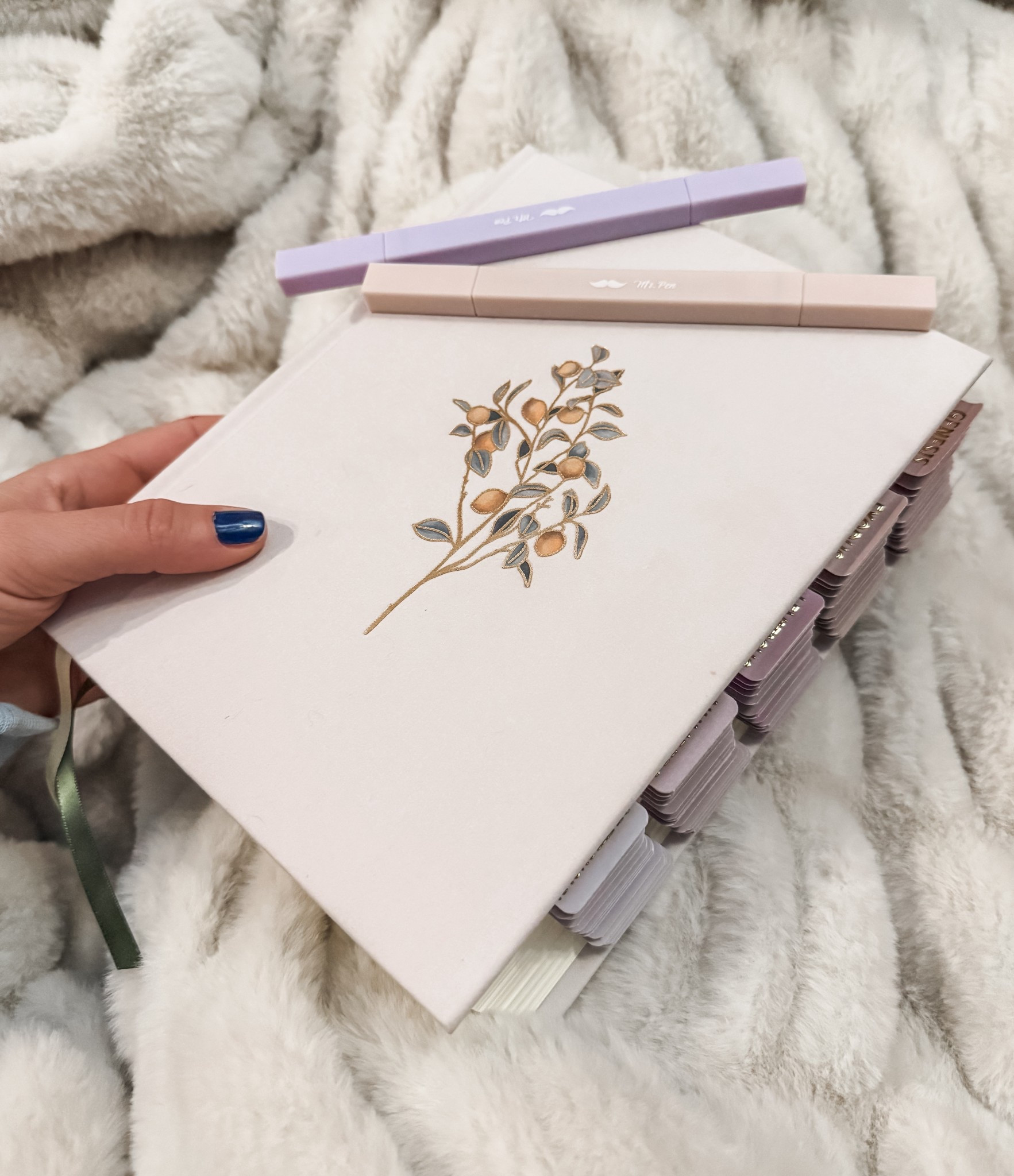 Cozy Bible Study supplies 
Aesthetic highlighters (no bleed), gorgeous Hosana Revival Bible, gold embossed Bible tabs, and the XL Lola blanket — seriously the softest most cozy blanket in the world

Hardcover bible, dual sided highlighters/aesthetic pens, minky blanket, women’s Bible study supplies 

#LTKHome #LTKGiftGuide #LTKWedding