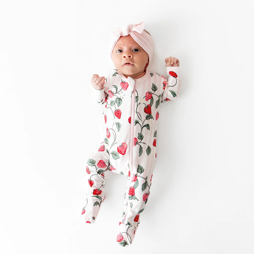 Zippered Footie in Strawberry Fields | Kyte Baby