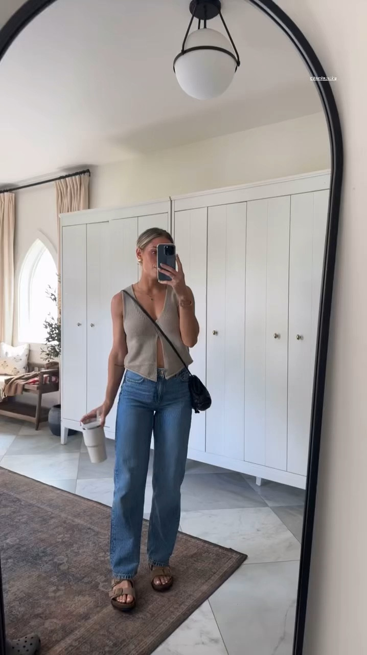 OOTD ✌🏻

Sizing Details ✨ 
5’4’’ • 124lbs • 30D 

Vest: XS 
Jeans: 24 * sized down

#LTKStyleTip #LTKVideo #LTKFindsUnder100