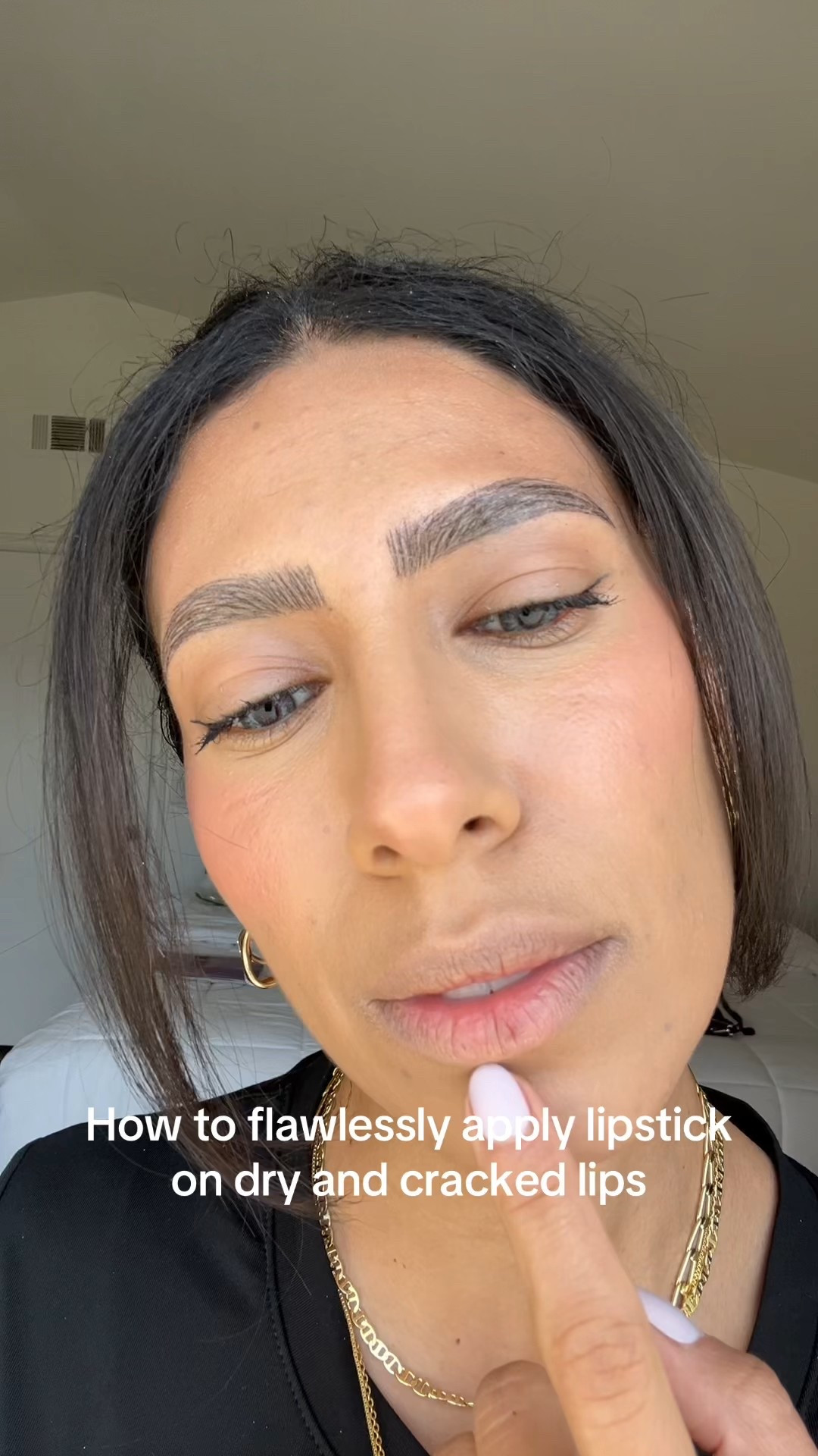 How I instantly fix my dry lips when I’m in a hurry.


#LTKWatchNow #LTKBeauty #LTKStyleTip