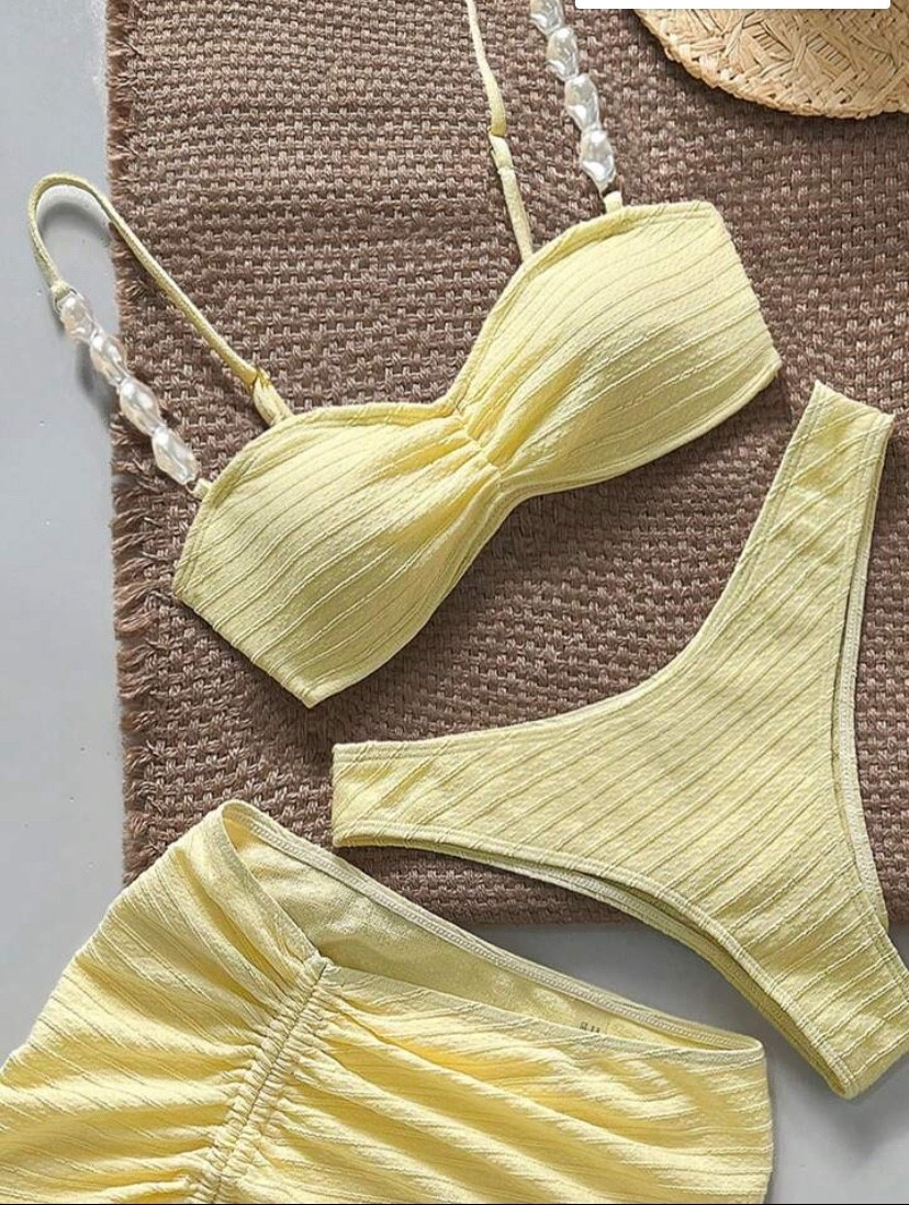 Biquíni amarelo 3
Peças 

#LTKmodapraia #LTKbrasil #LTKmodamodesta