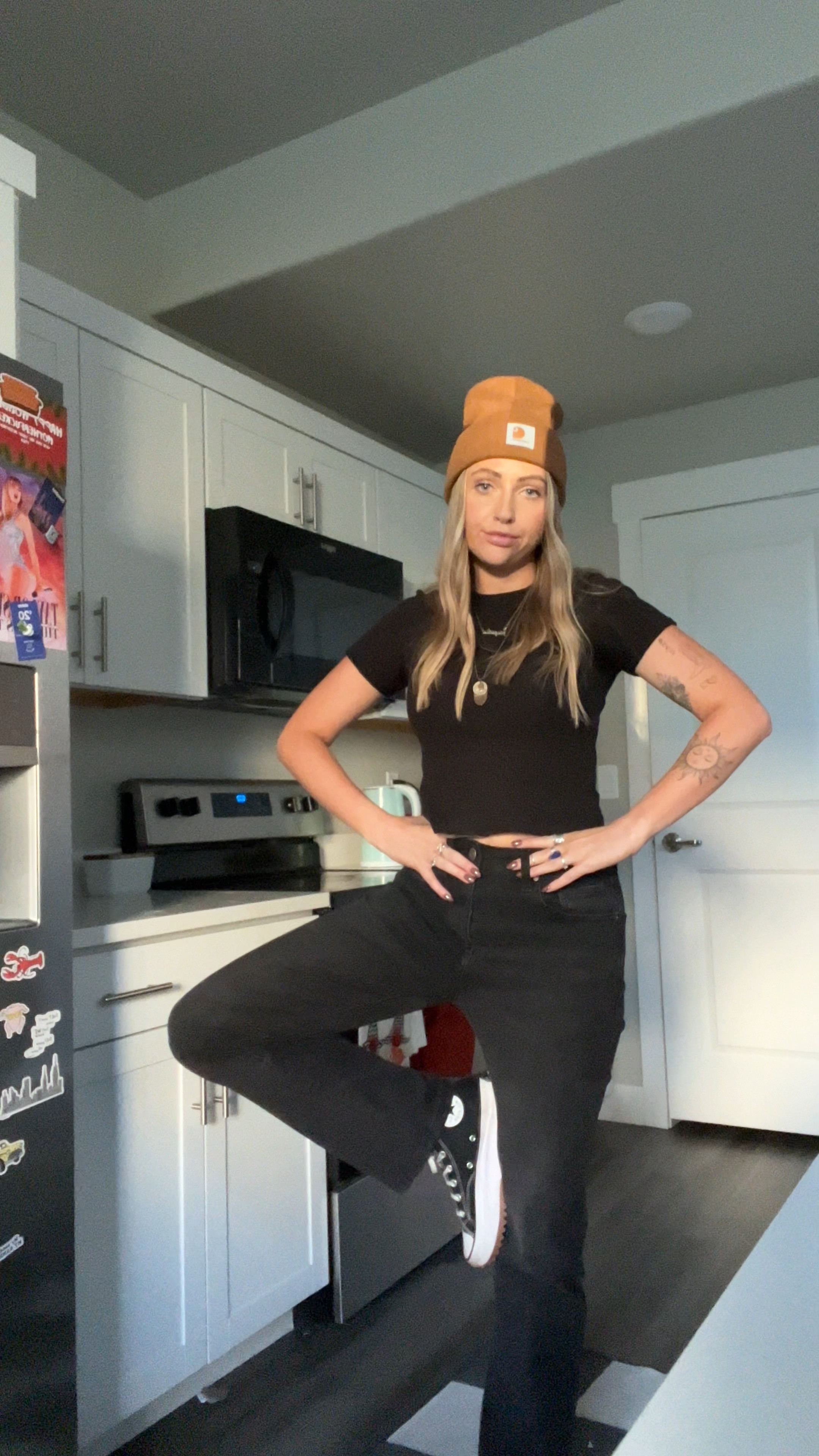 Comfy, simple outfit perfect for fall! 

#LTKVideo #LTKStyleTip #LTKSeasonal