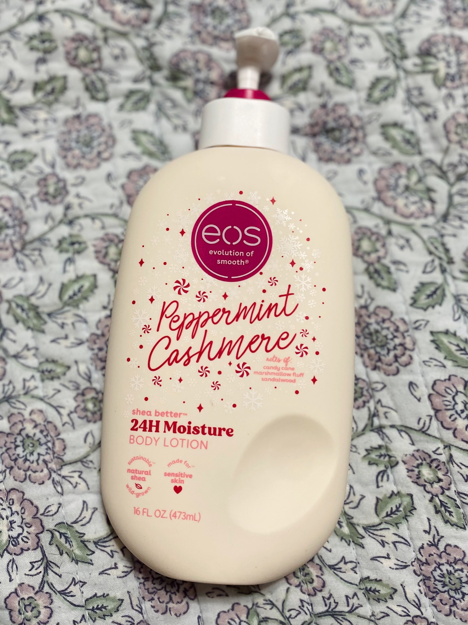 The scent of the season! Notes of peppermint, marshmallow fluff, and sandalwood 🎄✨

#LTKSeasonal #LTKHoliday #LTKBeauty