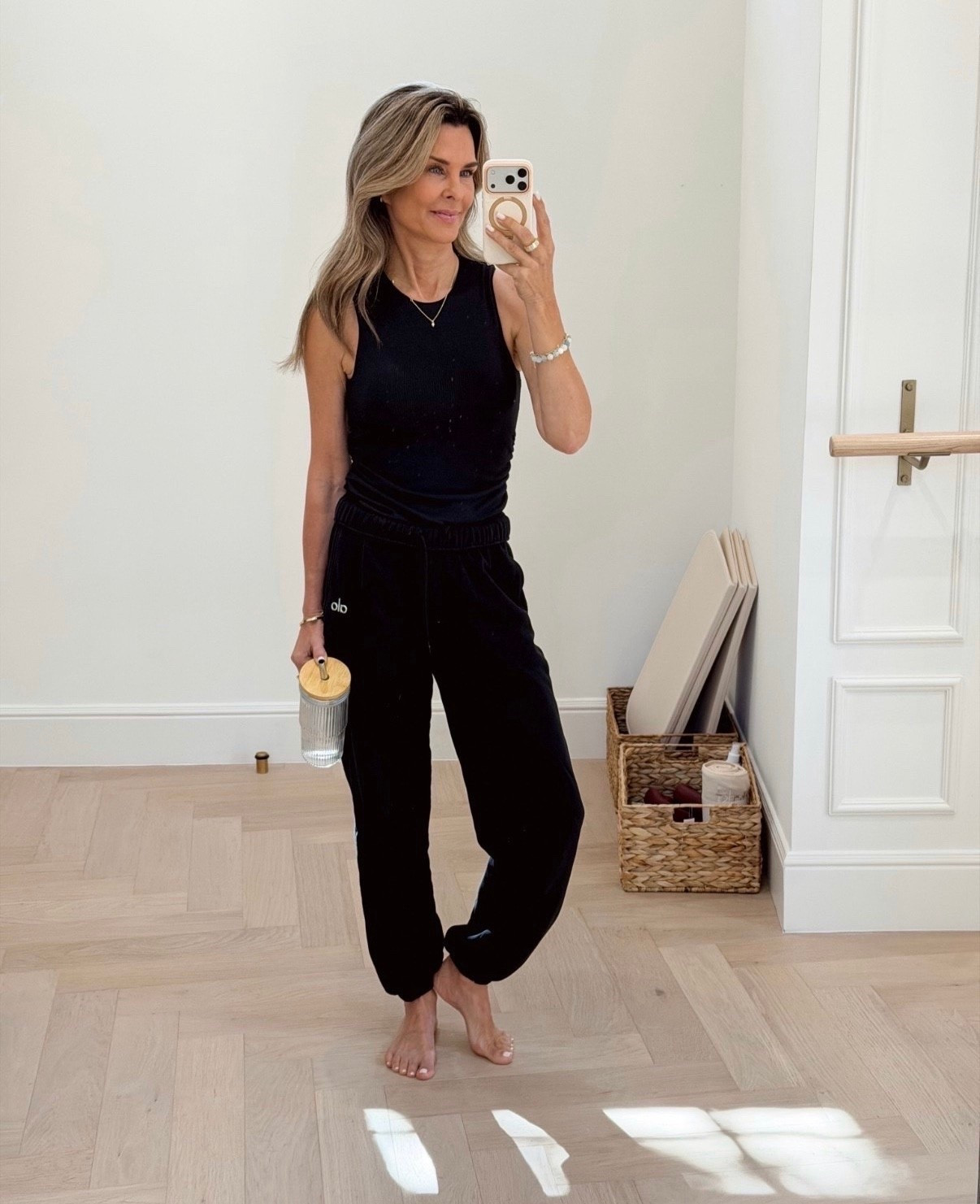 Alo set I’ve been absolutely loving! I’m 5’6’’. 
-Sweatpants size XS
-Top size S

#LTKootd #LTKActive
