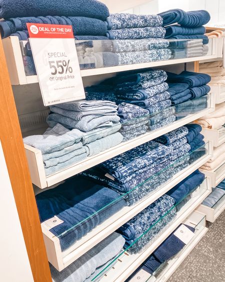 These are the best towels and the only ones I ever buy!  Super absorbent!  Such a great sale!



#LTKhome #LTKfindsunder50 #LTKSale