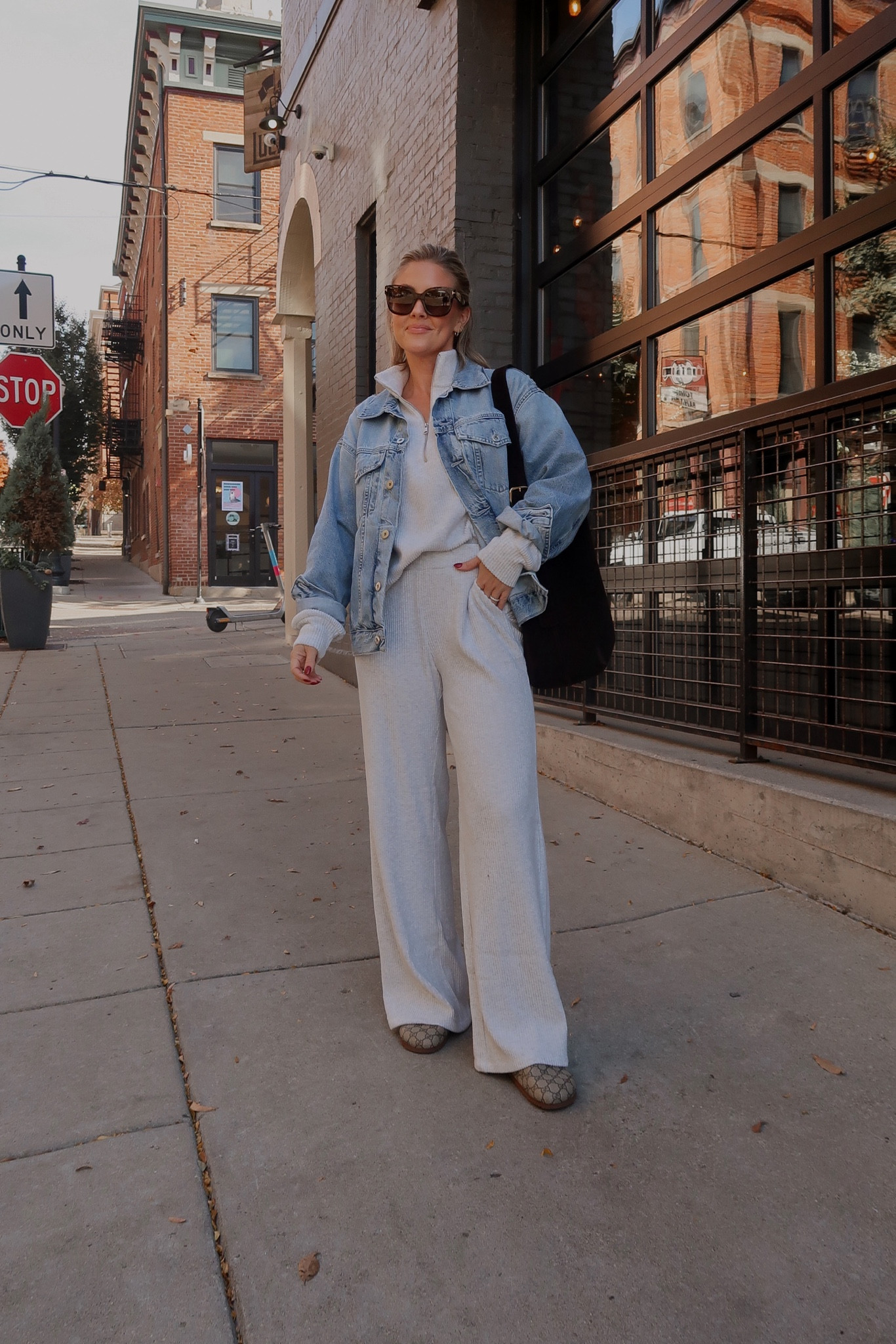 XXS/XS quarter zip / XS bottoms 

#LTKStyleTip #LTKFindsUnder100 #LTKFindsUnder50