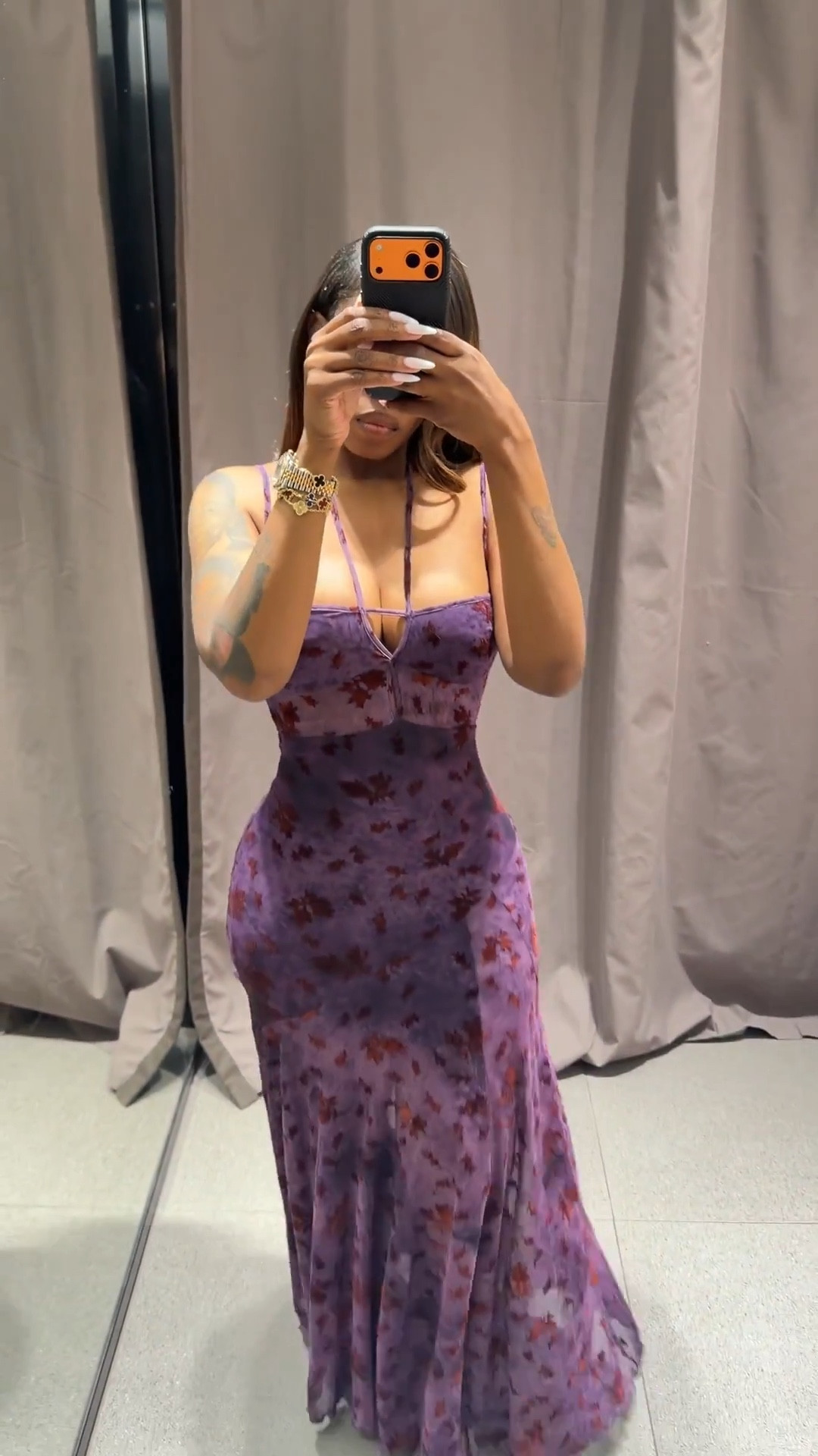 New @Zara 

🚨SIZES


*SHORT POLKA DOT JUMPSUIT DRESS MEDIUM 

*PLEATED BALLOON PANTS
MEDIUM 

*LONG FLOCKED TULLE DRESS
SMALL

*BELTED SKORT
LARGE

*ASYMMETRIC FLOCKED TULLE CUT OUT MEDIUM 

*INTERLOCK SHORT DRESS
RED & BLACK
MEDIUM 

*LACE CROP TOP MEDIUM 

#LTKootd