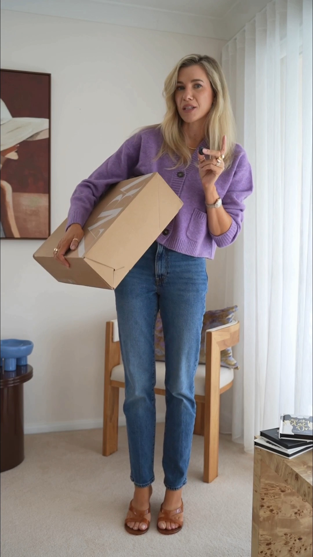 A very honest review of new pieces from @Zara 

I wear a small in most of Zara styles but did go an XS in the khaki pants