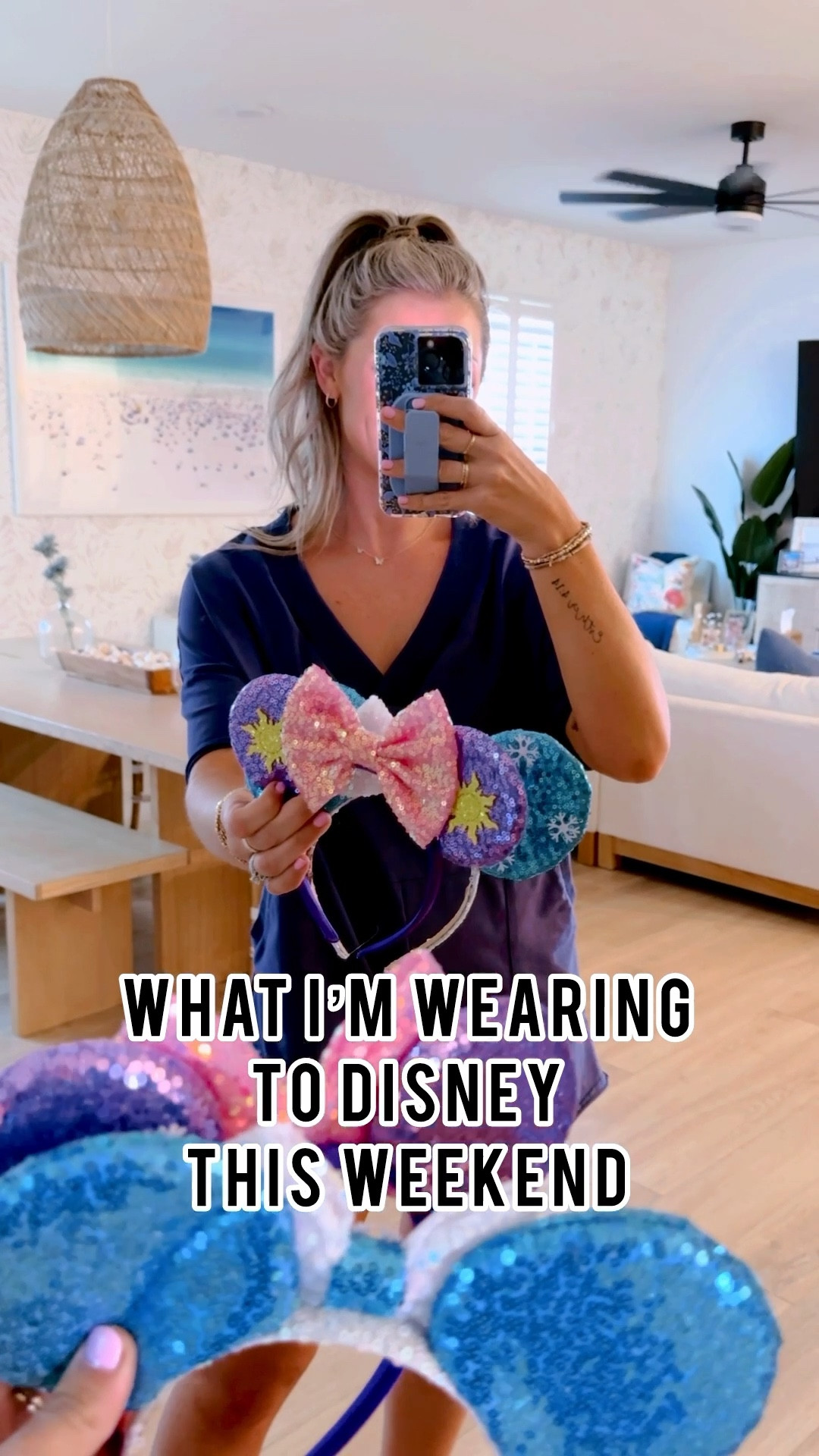My Disney outfits for the weekend! Size small in everything! S/M blue Lulu bra / size 6 yellow bra / I found everything true to size except the blue skirt - it runs a bit small. I probably would prefer a M to be honest with you. //

Disney outfit idea
Summer
Florida
Vacation
