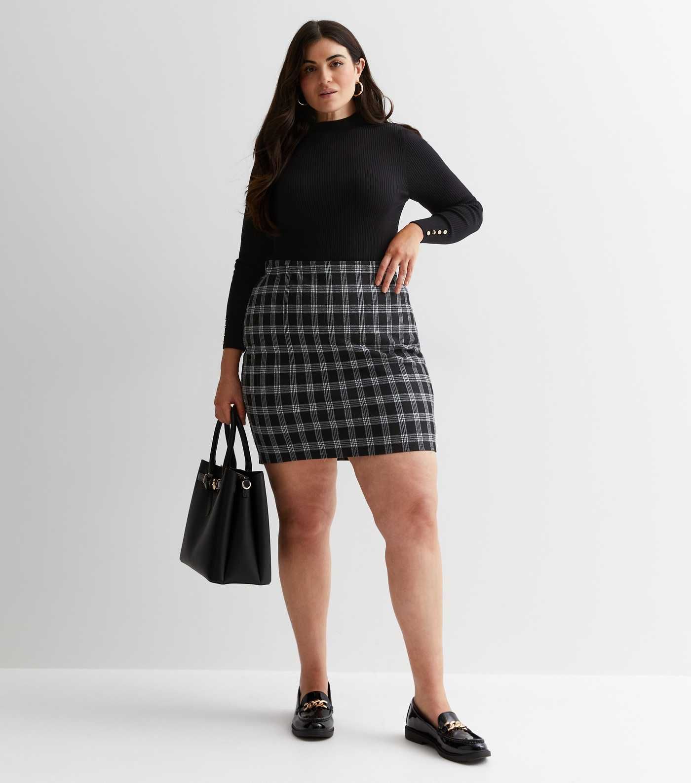 Curves Black Check Mini Tube Skirt
						
						Add to Saved Items
						Remove from Saved Items | New Look (UK)