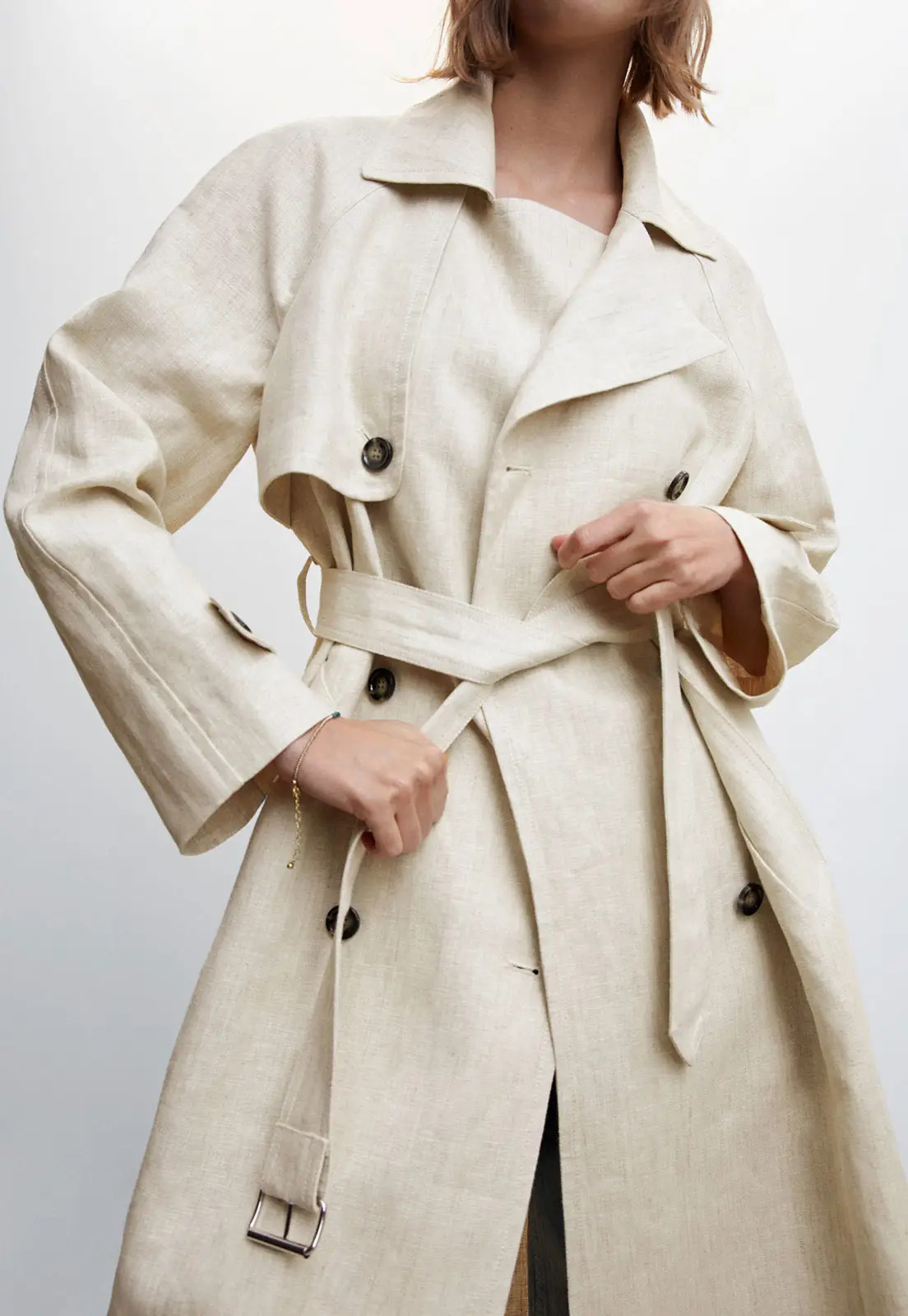 Casaco Linho Trench Coat Mango com Cinto Off-White | Dafiti (BR)
