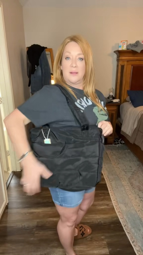 Every body needs a good “Tote” check out @BAGSMART 
They have so many different ones that are perfect to tote your stuff around!! 

#LTKU #LTKTravel #LTKItBag