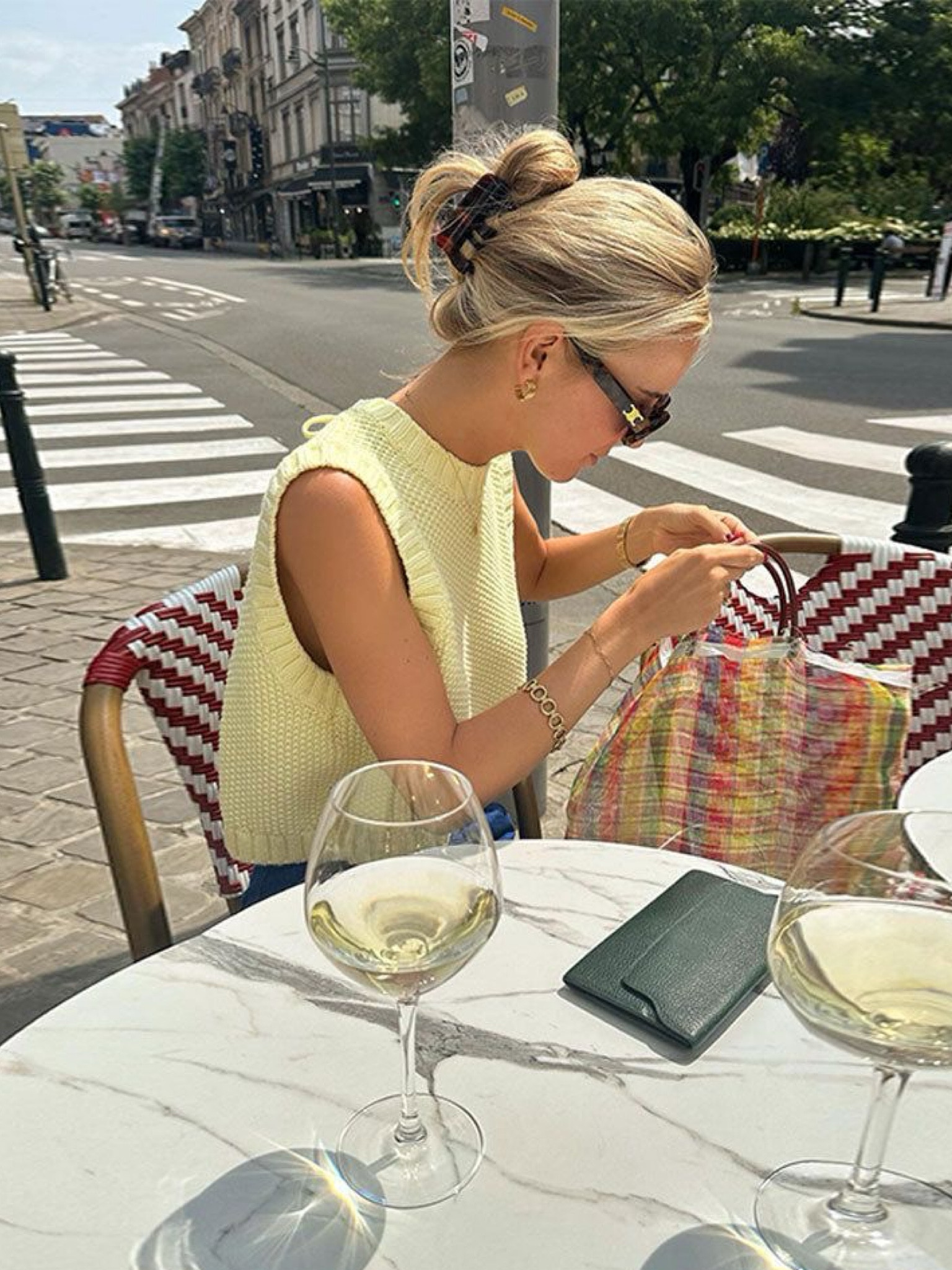 Pretty butter yellow knit vest with open back, Celine sunnies 💛💐

A butter yellow, open back knit vest to pair perfectly with a glass of butter yellow wine. Can’t forget the Celine sunnies on the side, for the seasoning.

Pic via Pinterest 

#LTKStyleTip #LTKBeauty #LTKGiftGuide