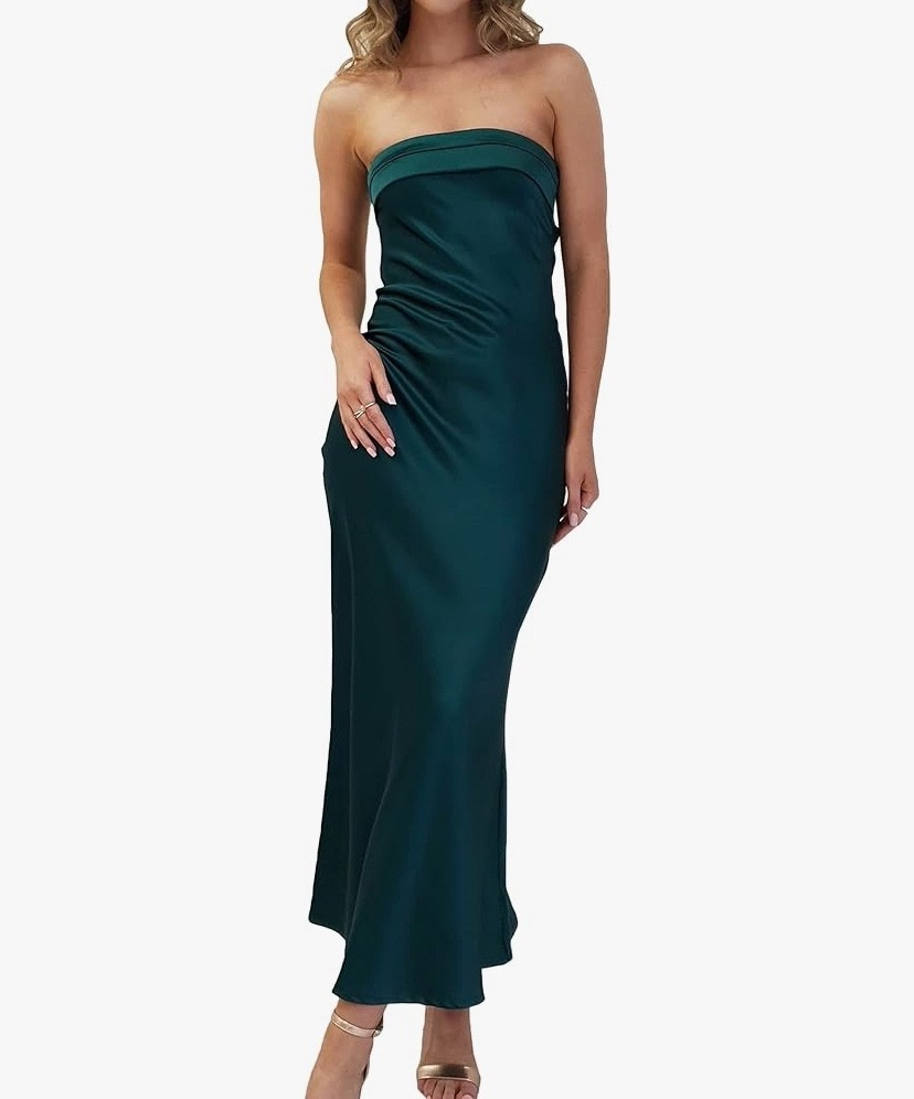 $49, satin strapless dress, 15+ colors 

#weddingguest #bridesmaiddress #whitedress #engagementparty #rehearsaldinner #amazon 


#LTKWedding #LTKU