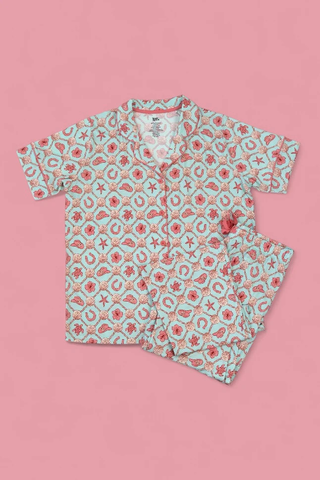 COASTAL COWGIRL WOMEN’S RELAXED FLARE DREAM SET | Dream Big Little