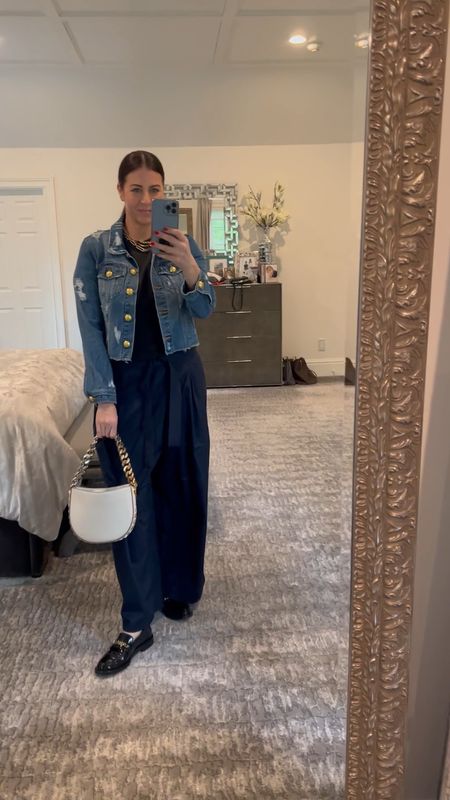 My go to pants (so comfy and thin for spring!) a light cashmere sweater..my favorite Stella bag and Jean jacket 💙

#LTKSeasonal #LTKtravel #LTKworkwear