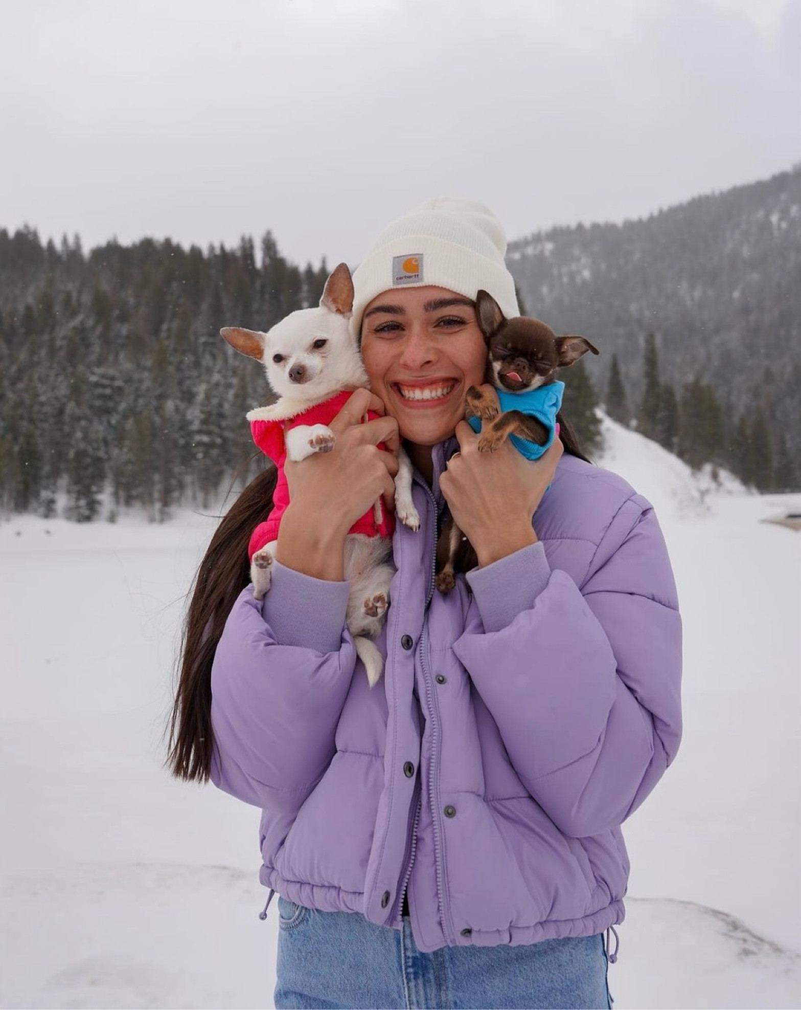 Madi and Remi wear an XS for reference!💗 #carhart #amazonpet #abercrombiejeans

#LTKSeasonal