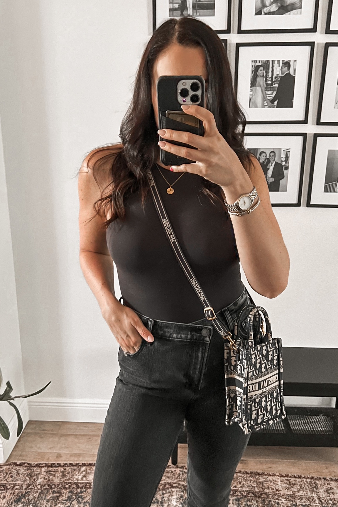 Today’s Outfit 🤍