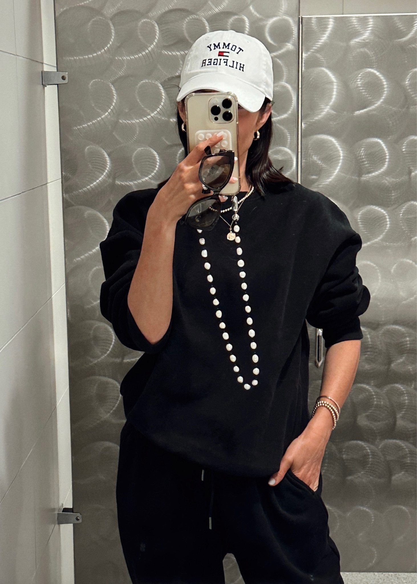 ROAD TRIP SWEAT SET✨
Amazon matching set I'm just shy of 5-7" wearing the size small #stylinbyaylin #aylin

#LTKSeasonal #LTKStyleTip #LTKTravel