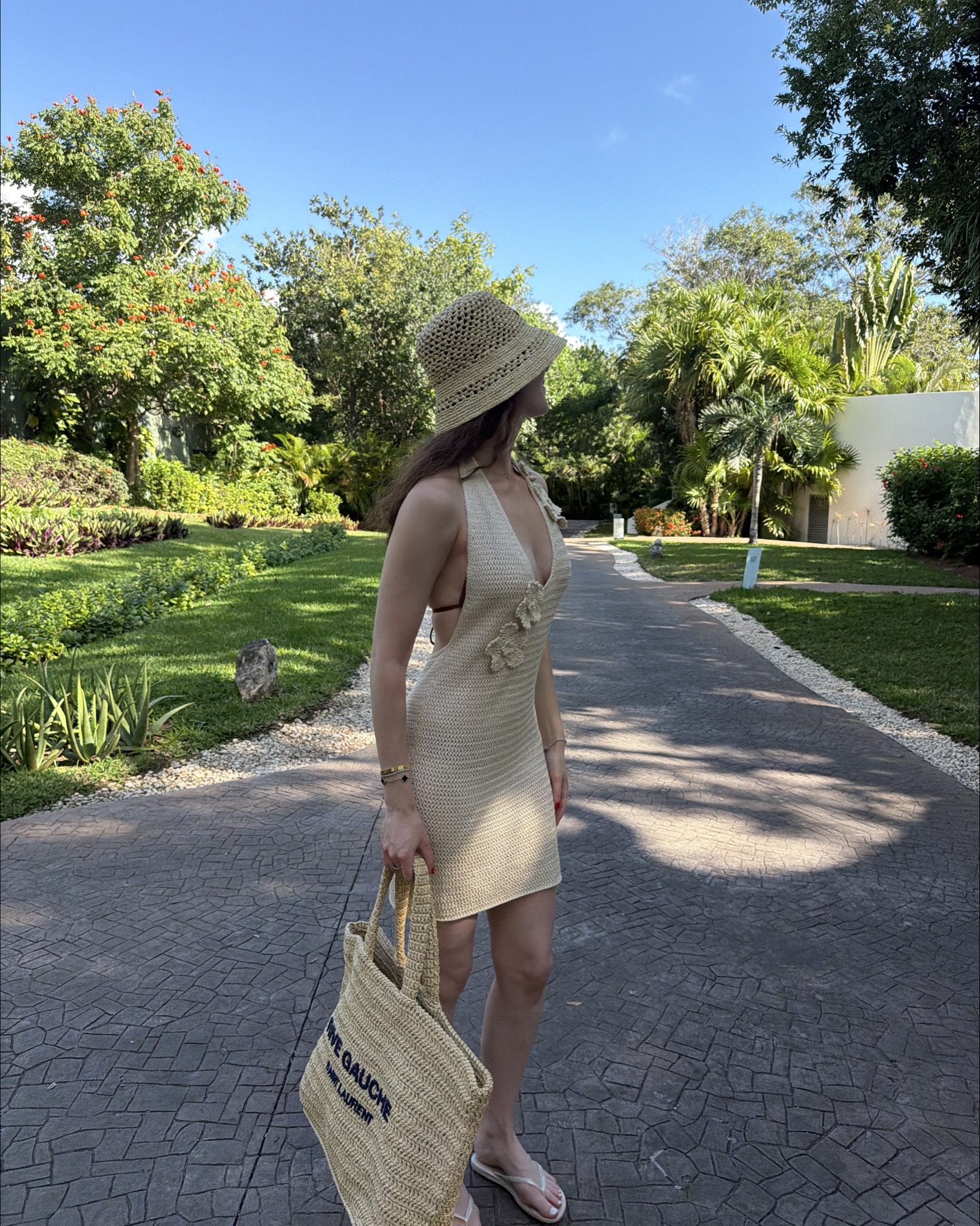 Winter beach outfit 🍋‍🟩
Love this as a dress or coverup!
Wearing size small

Beach hat, beach bag, bathing suit

#LTKootd #LTKdayinmylife #LTKSeasonal